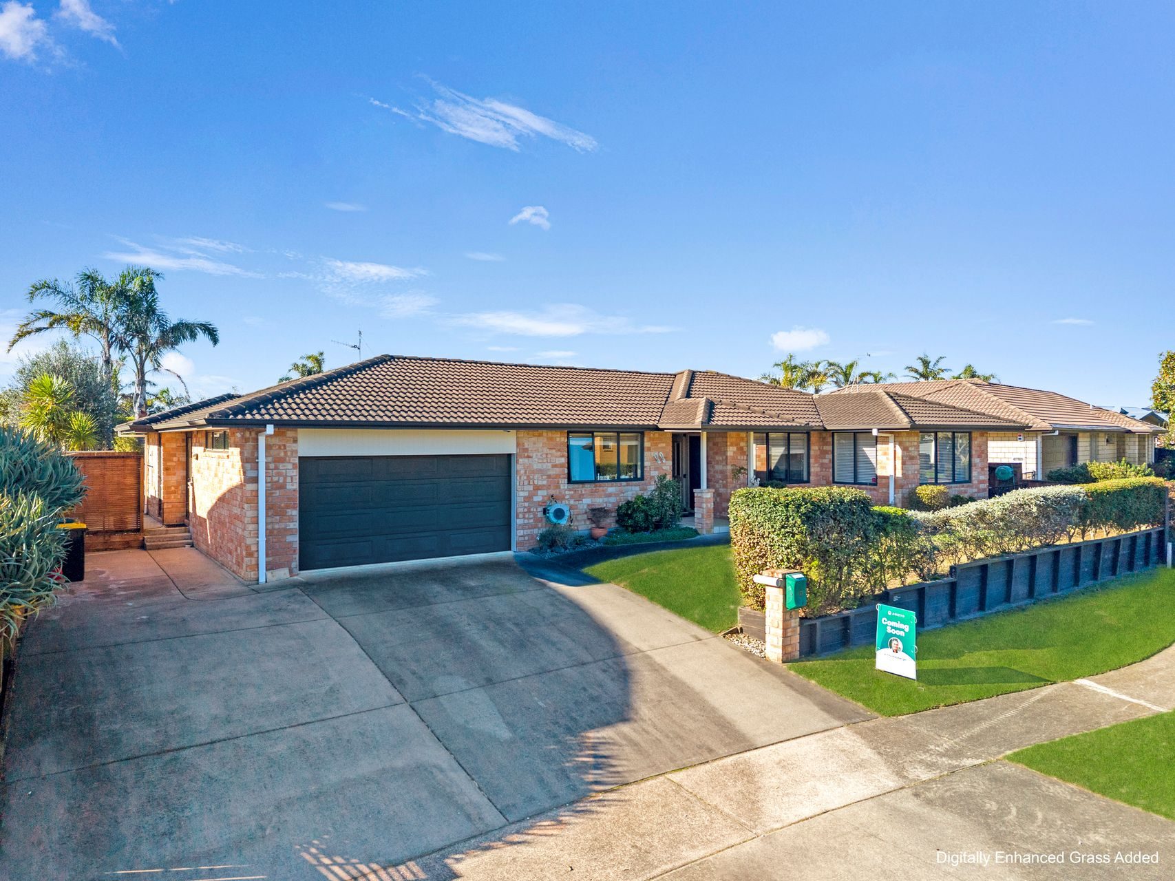 Versatile Living In Coastal Papamoa — slide 1