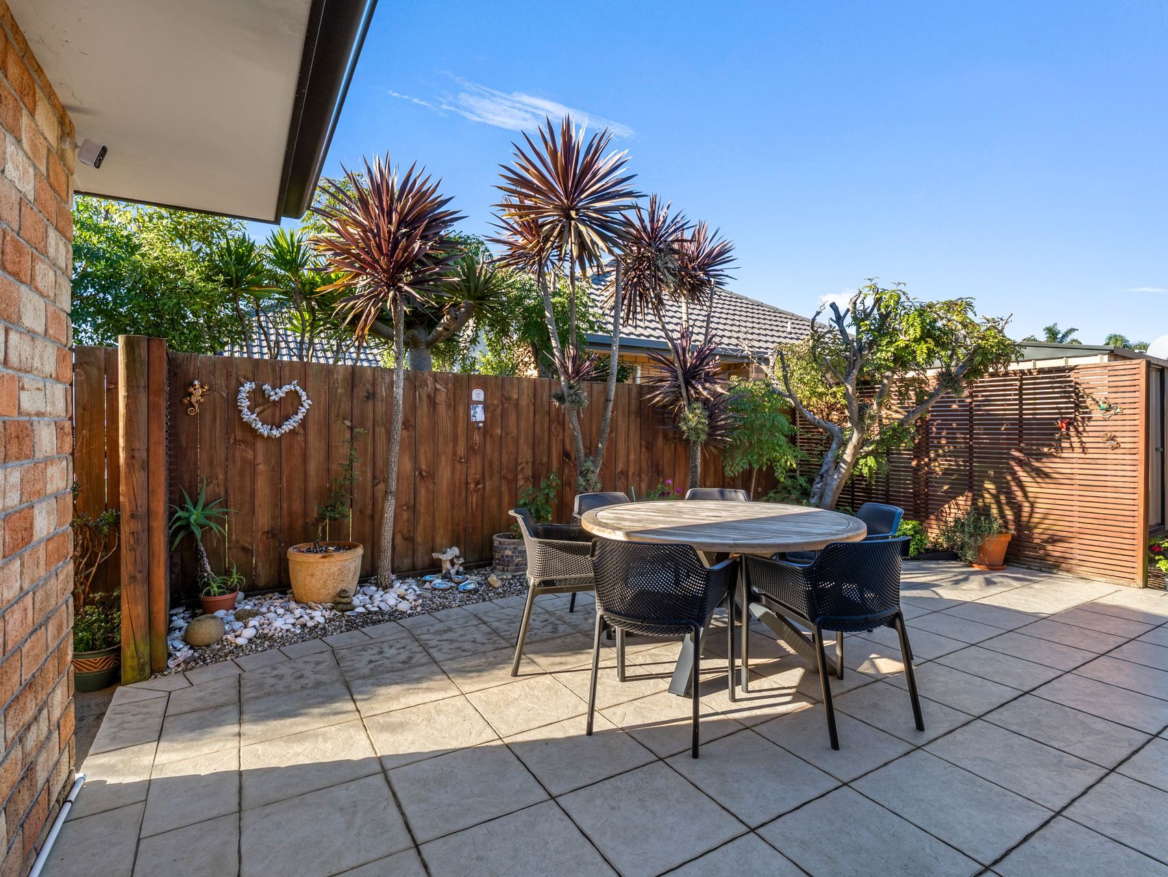 Versatile Living In Coastal Papamoa — slide 27