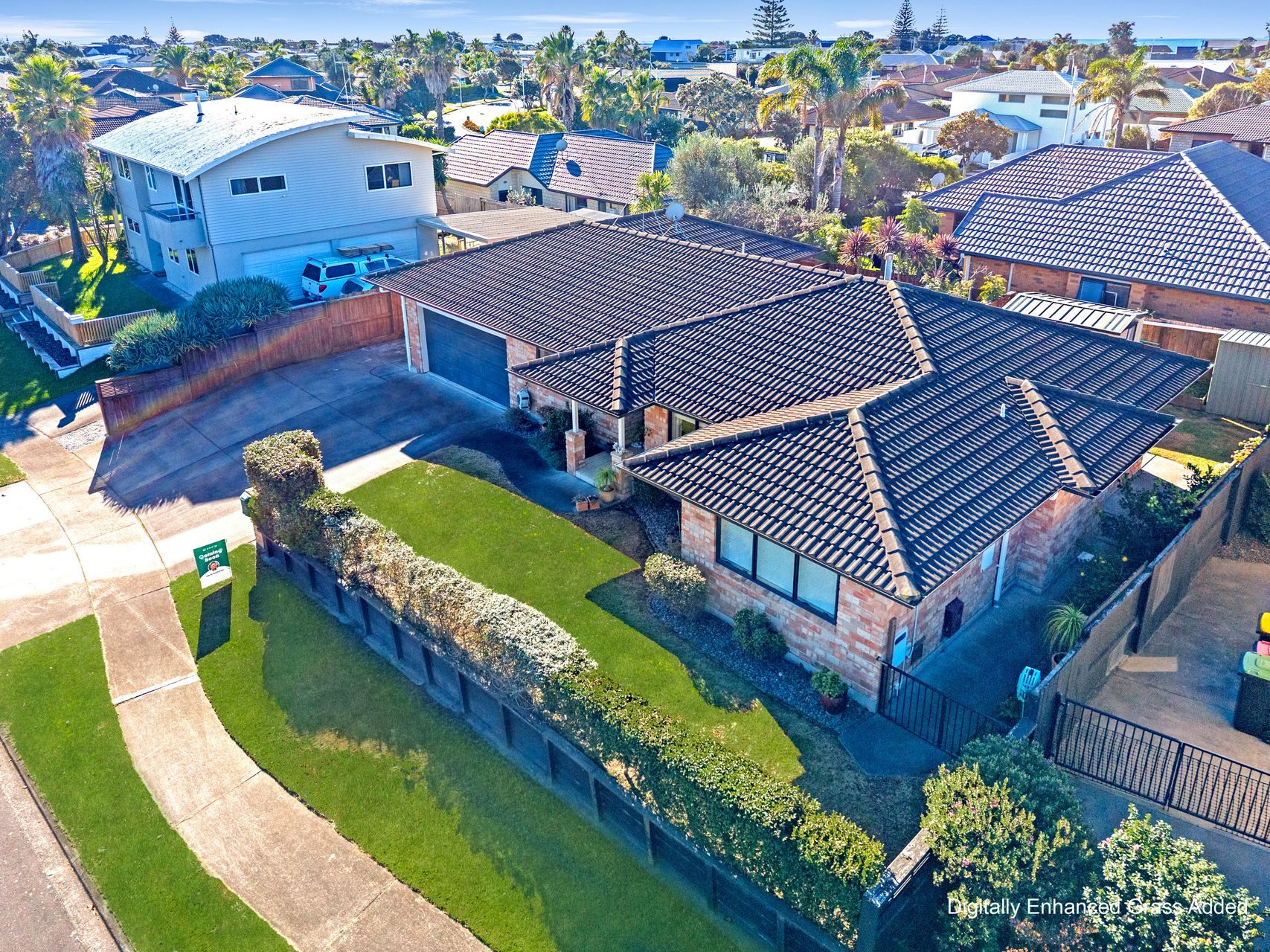 Versatile Living In Coastal Papamoa — slide 4