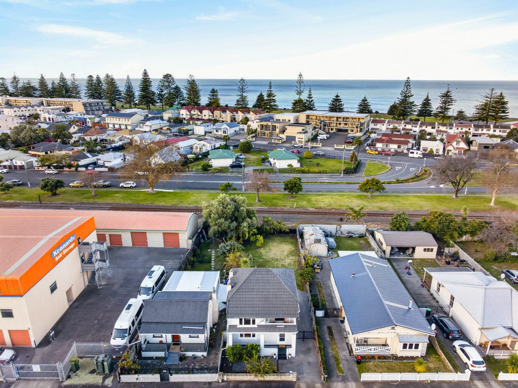 Live Close to the Best of Napier — slide 17