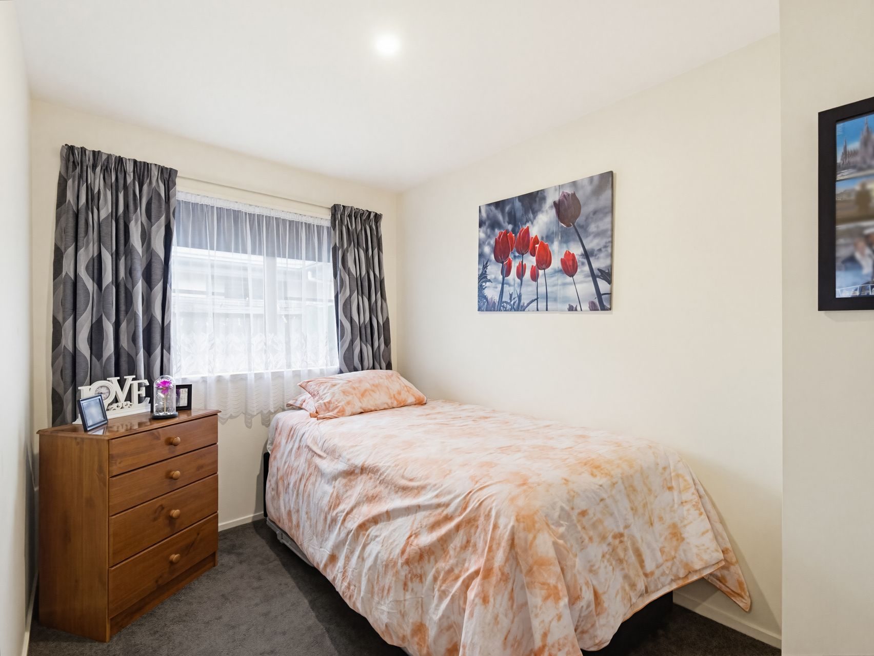 Sunny, Smart, Stand Alone, Two Bed, Over 60's Unit — slide 14