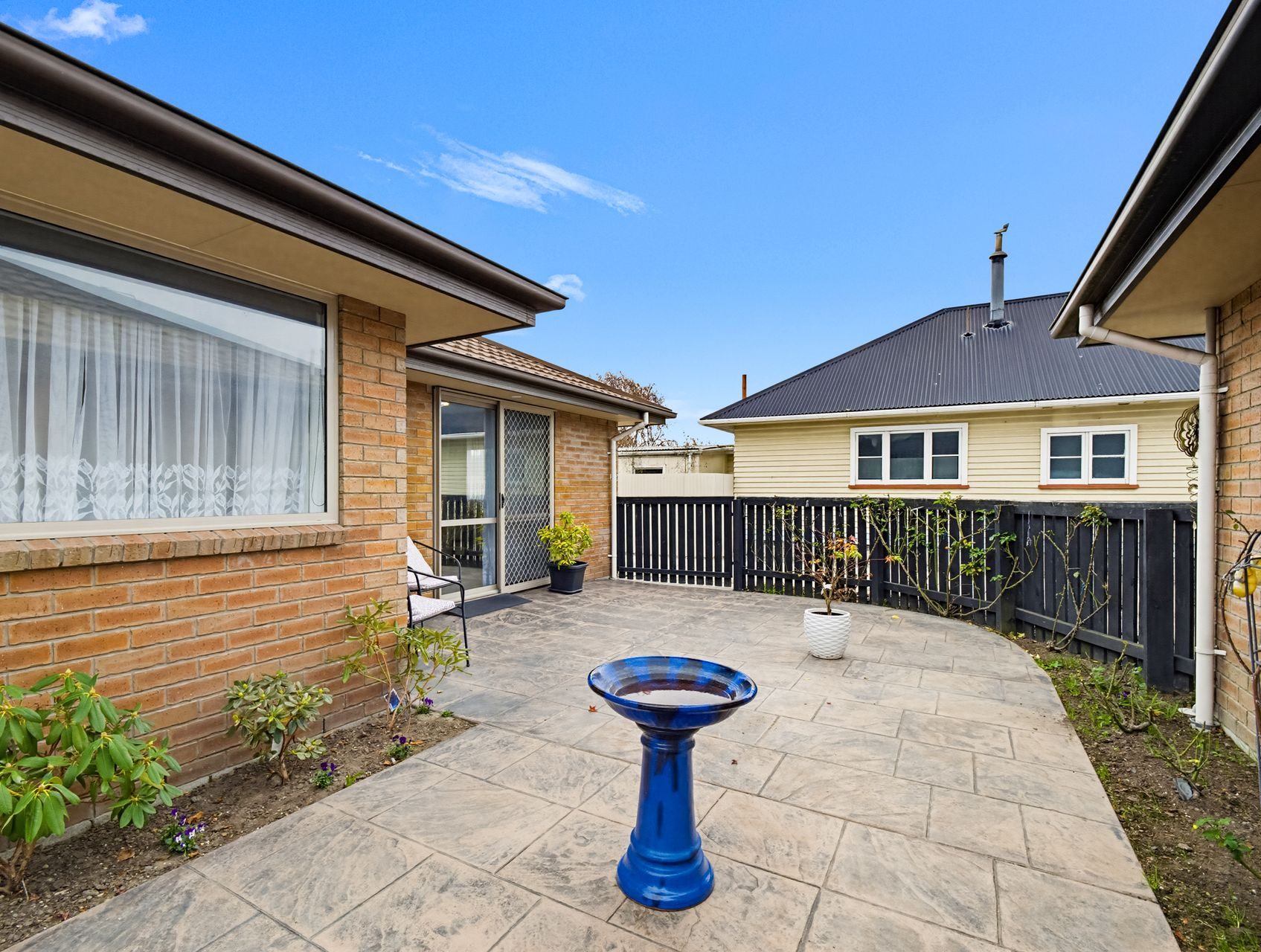 Sunny, Smart, Stand Alone, Two Bed, Over 60's Unit — slide 20