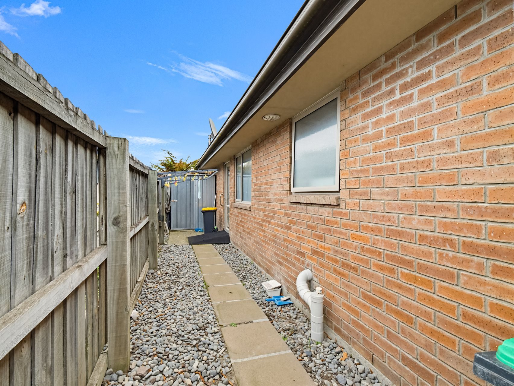 Sunny, Smart, Stand Alone, Two Bed, Over 60's Unit — slide 21