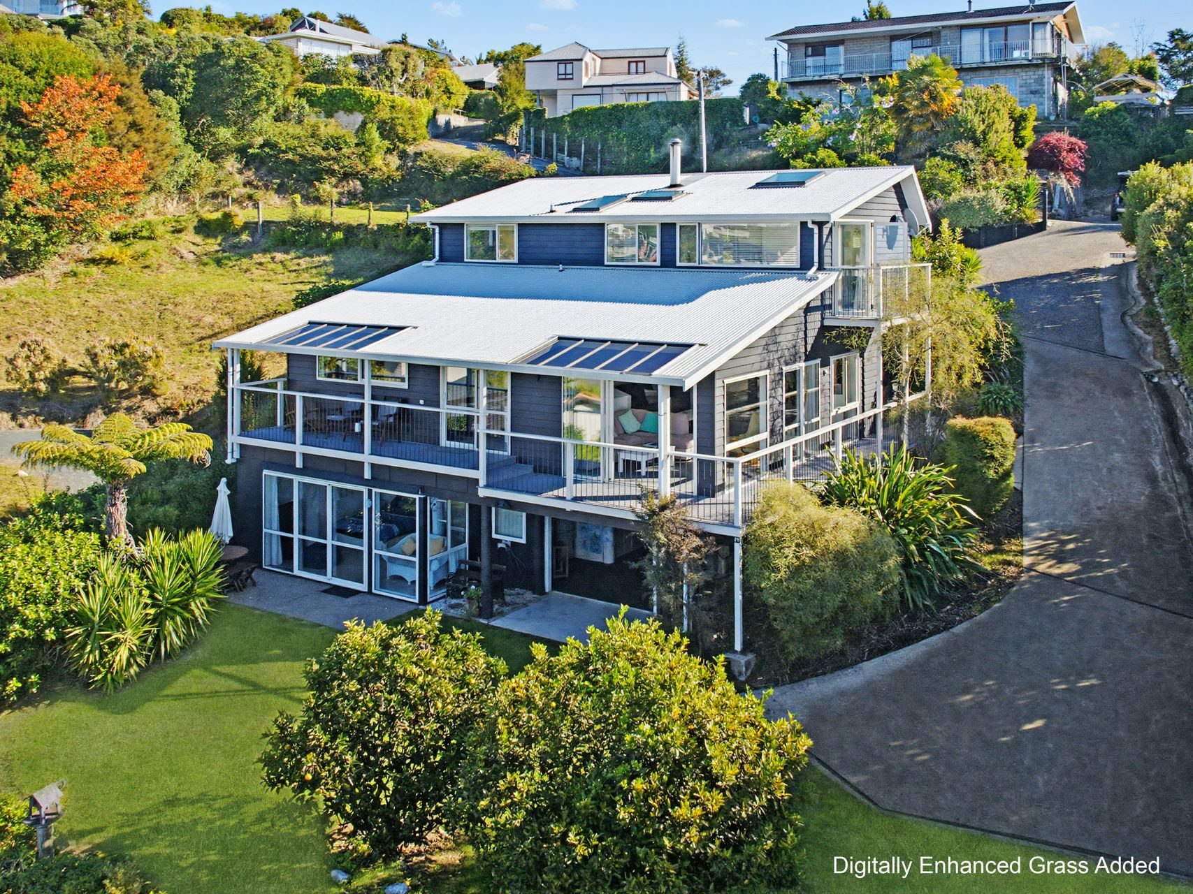 Coastal Room for the Whole Whanau — slide 2