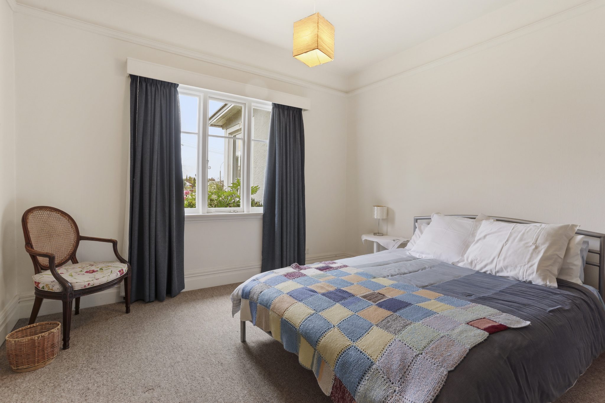 Wow...Five bedrooms in Burnside High Zone! — slide 11