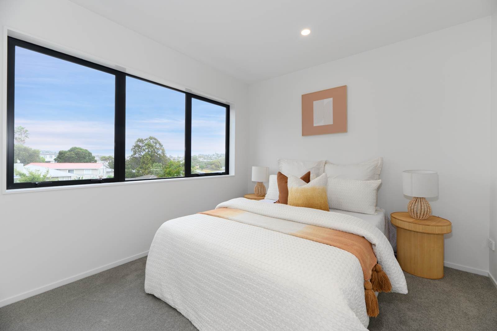 Big Modern Home in Westlake Zones — slide 19