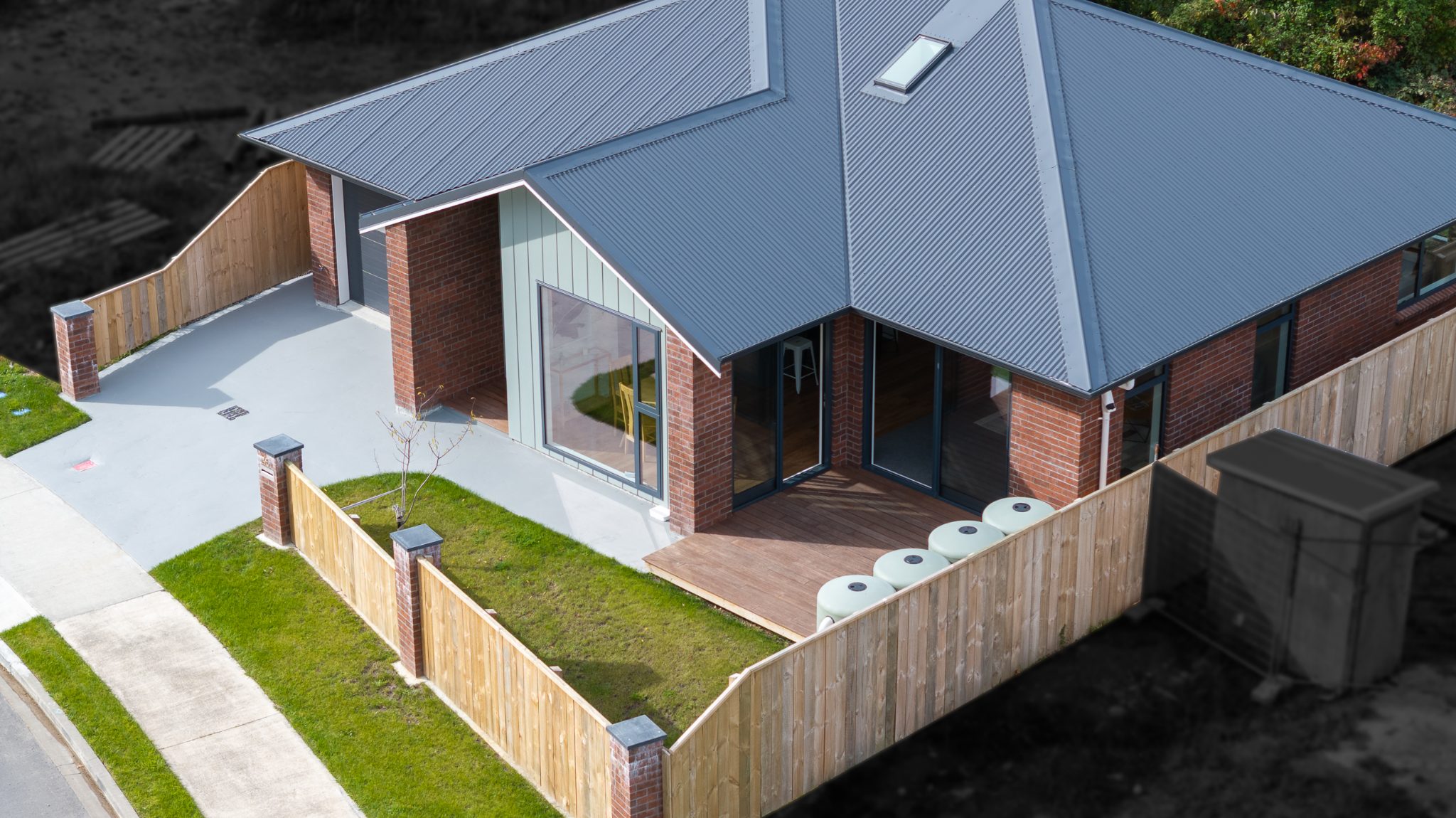 Sophisticated Brand-New Residence — slide 23