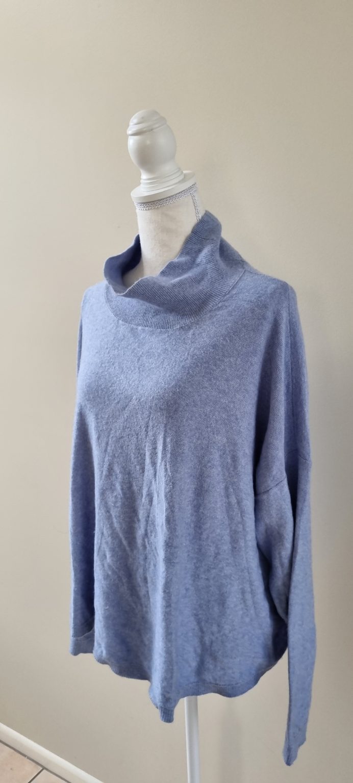 Decjuba Cashmere Blend Jersey size M / L, image 2