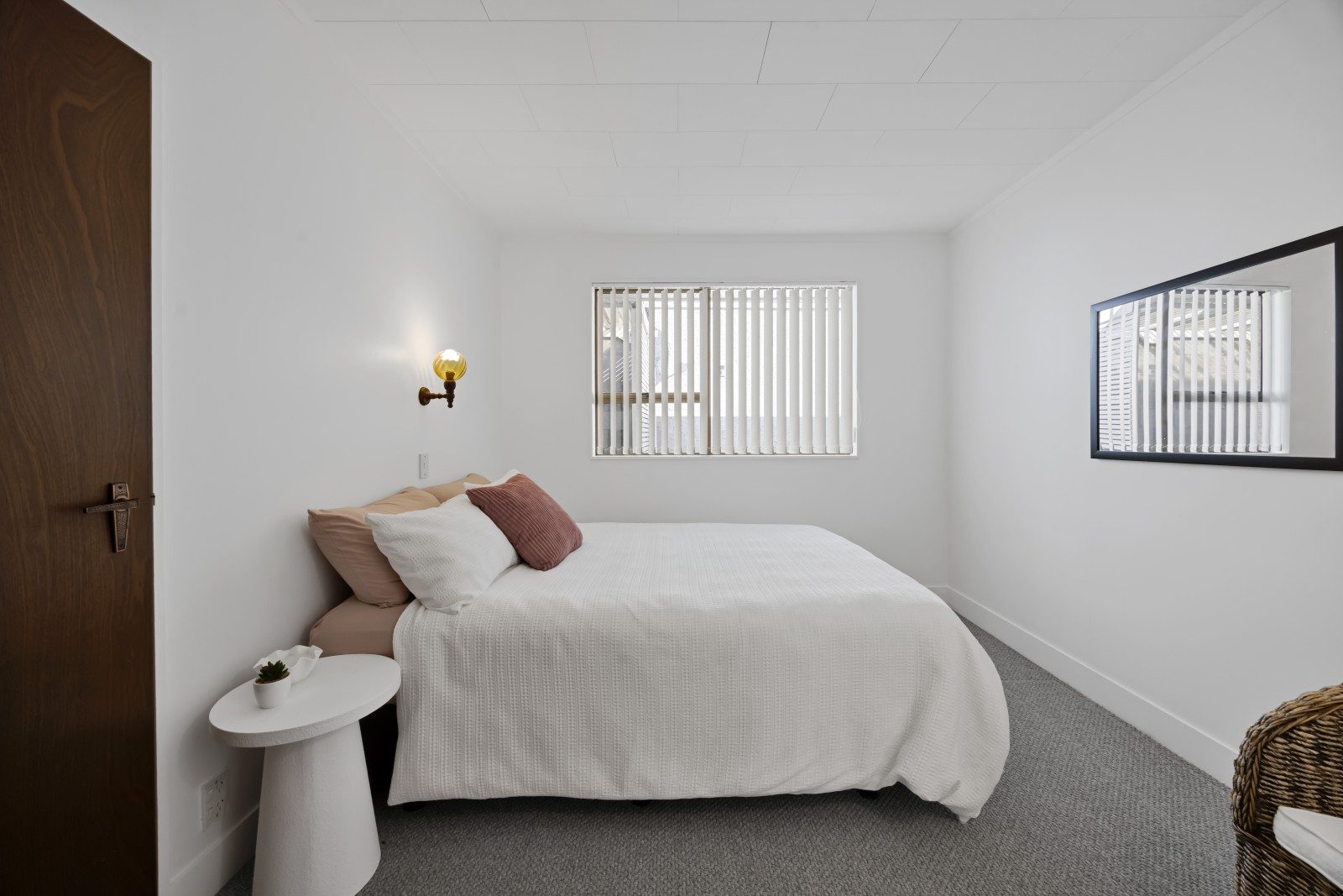 Freshly renovated in a prime location — slide 13