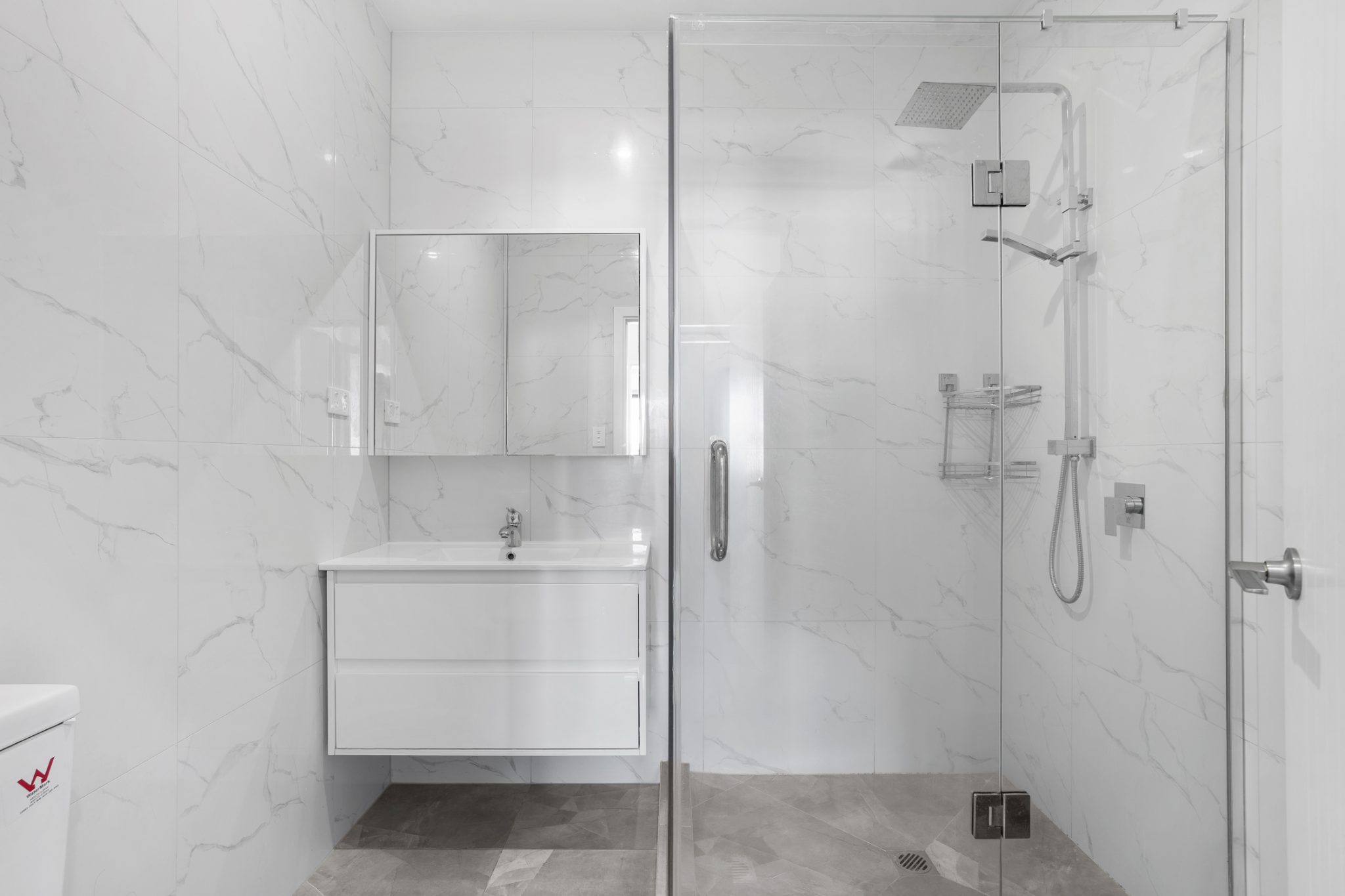 Stylish Freehold Living in the Heart of Takanini — slide 13