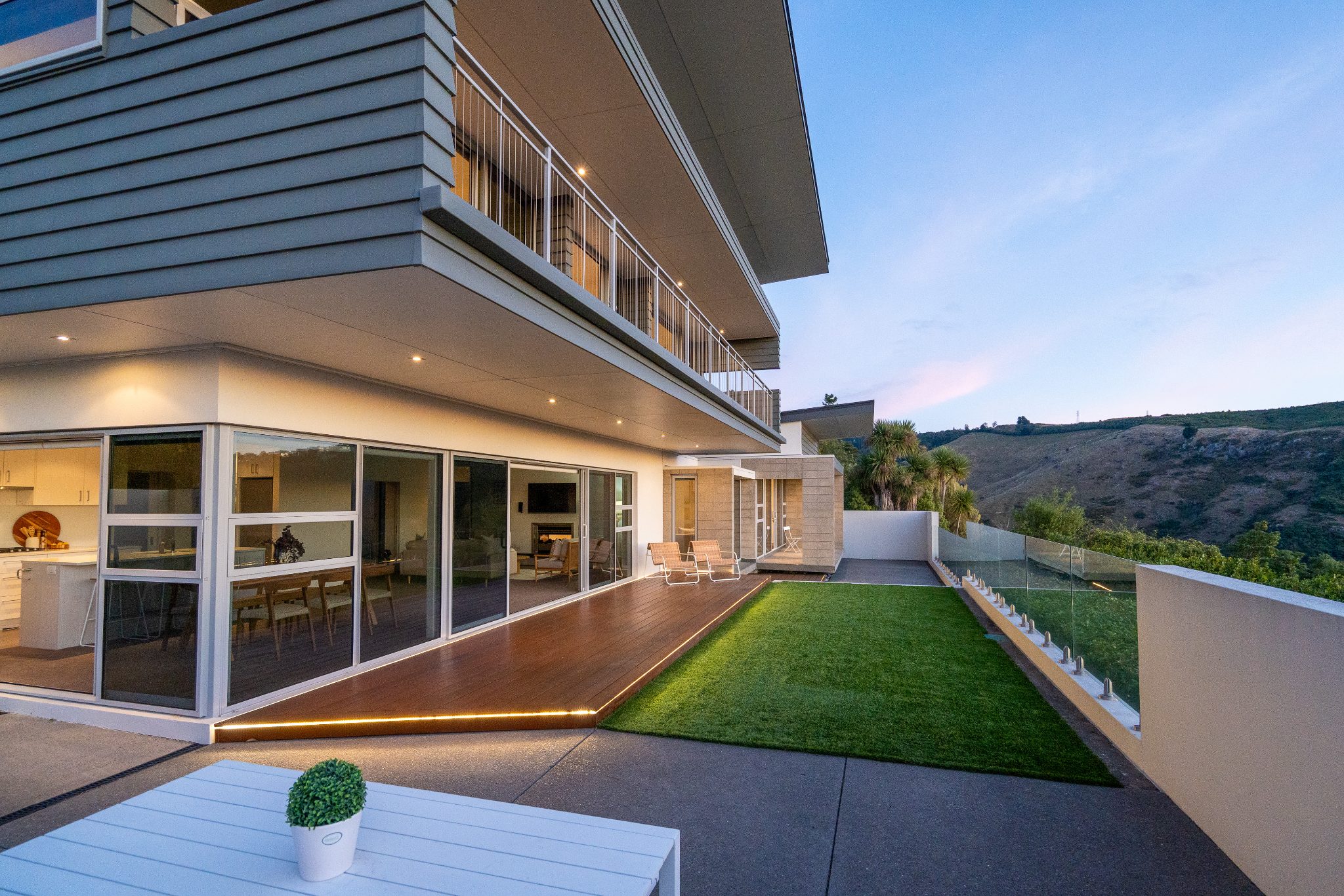 Elevated Living Unmatched Views - Motivated Seller — slide 2