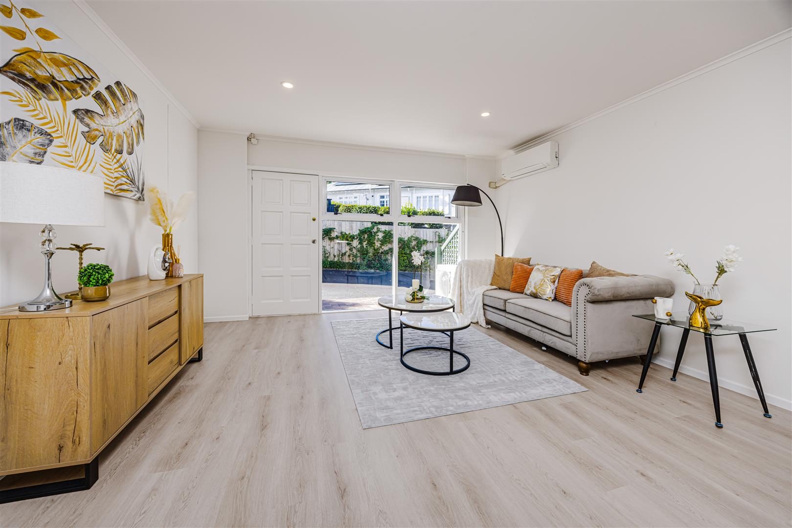 Immaculate & Renovated - The Ultimate Parnell — slide 5