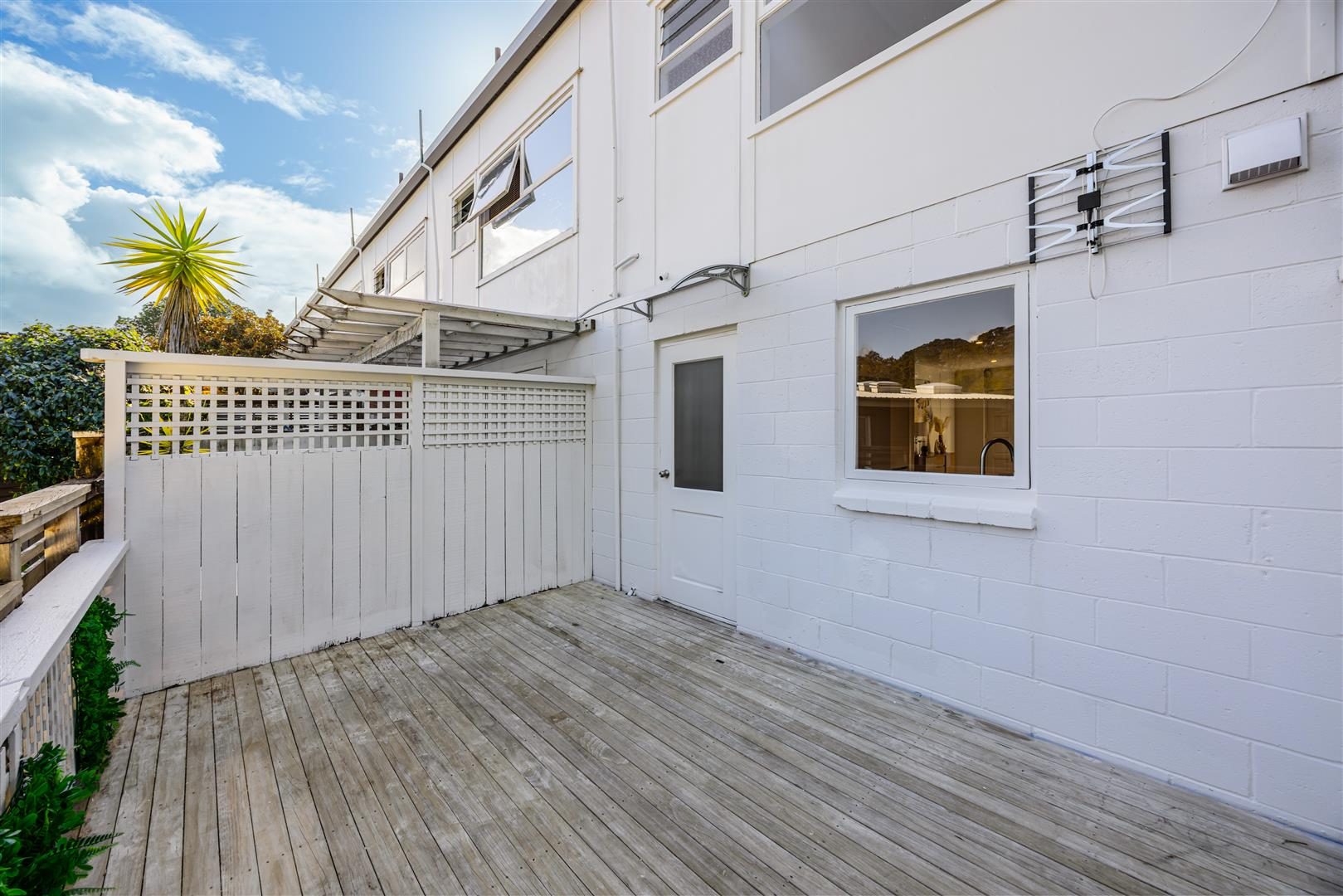 Immaculate & Renovated - The Ultimate Parnell — slide 12