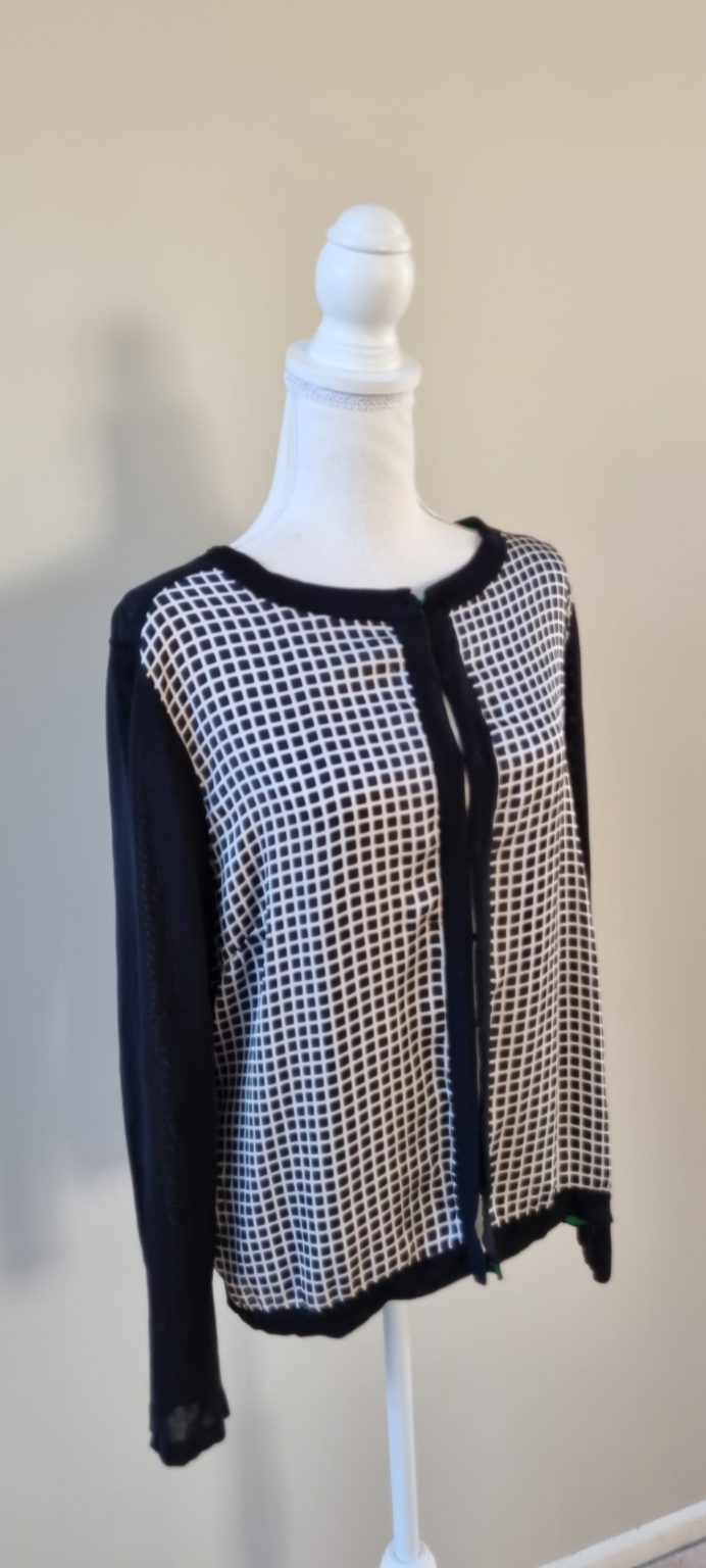 Jane Lamerton Cardigan size 16, image 2