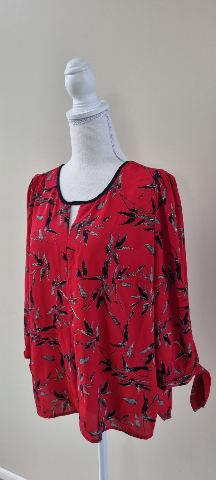 Oliver Black Top size 14, image 2