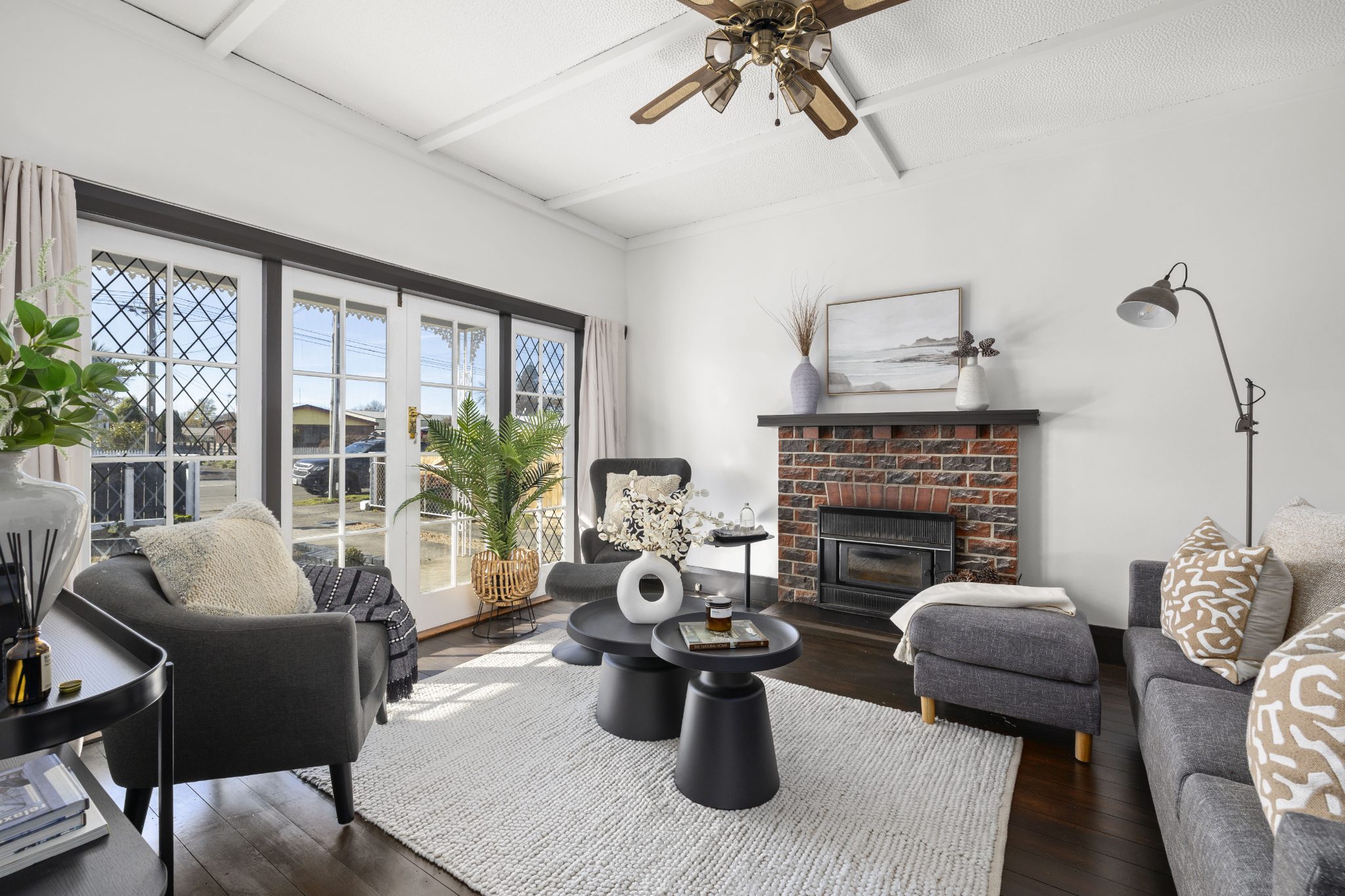 Freshly Renovated...Move in Ready!! — slide 2