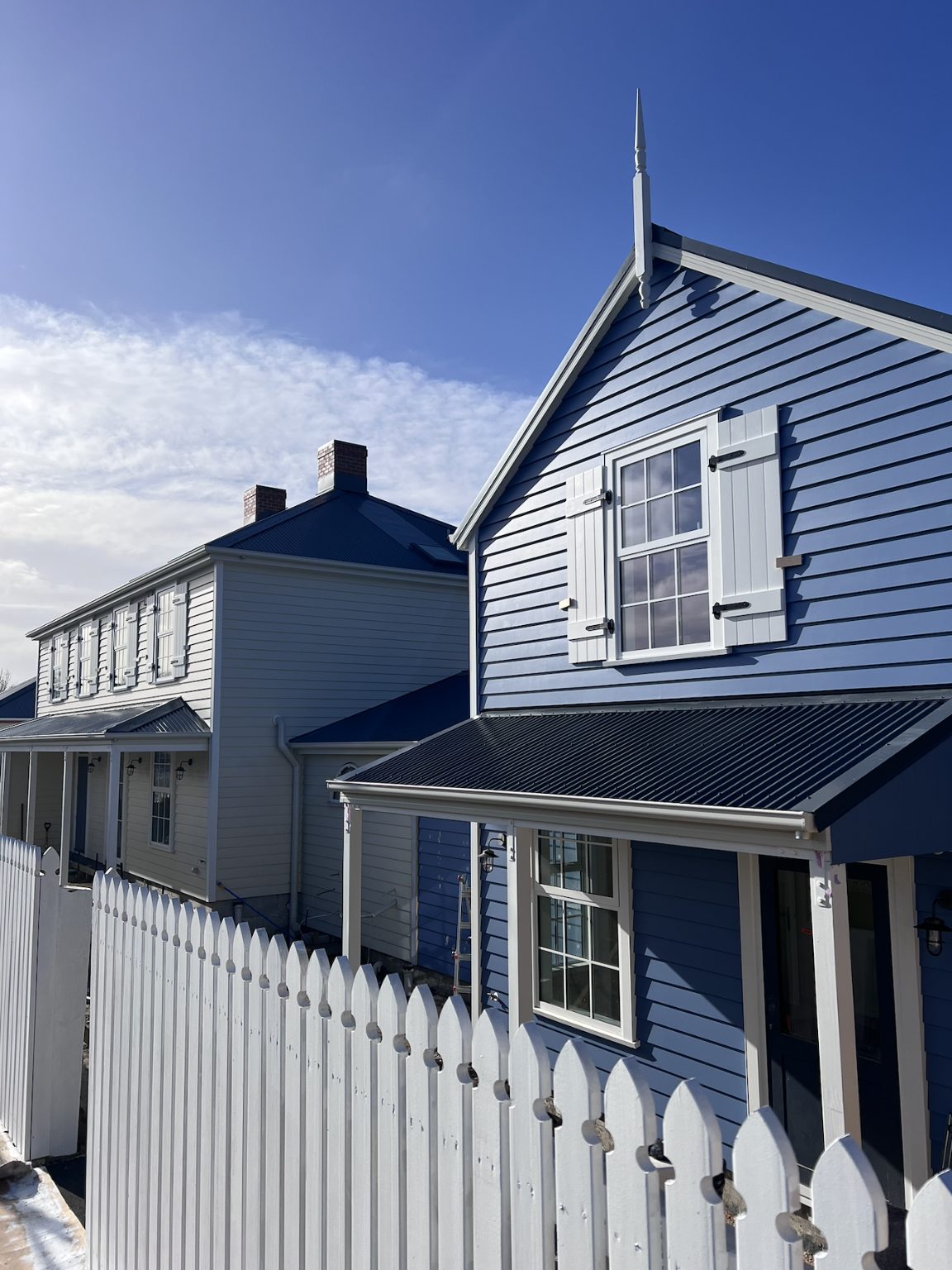Port Hills Cottage at Cashmere Gardens — slide 2