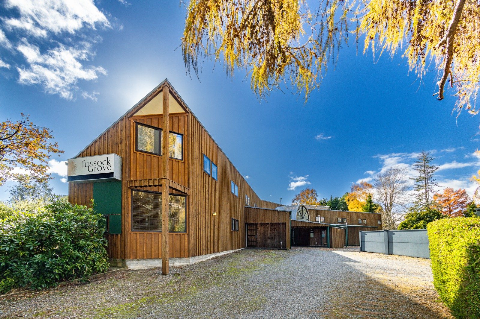 Iconic Tussock Lodge — slide 1