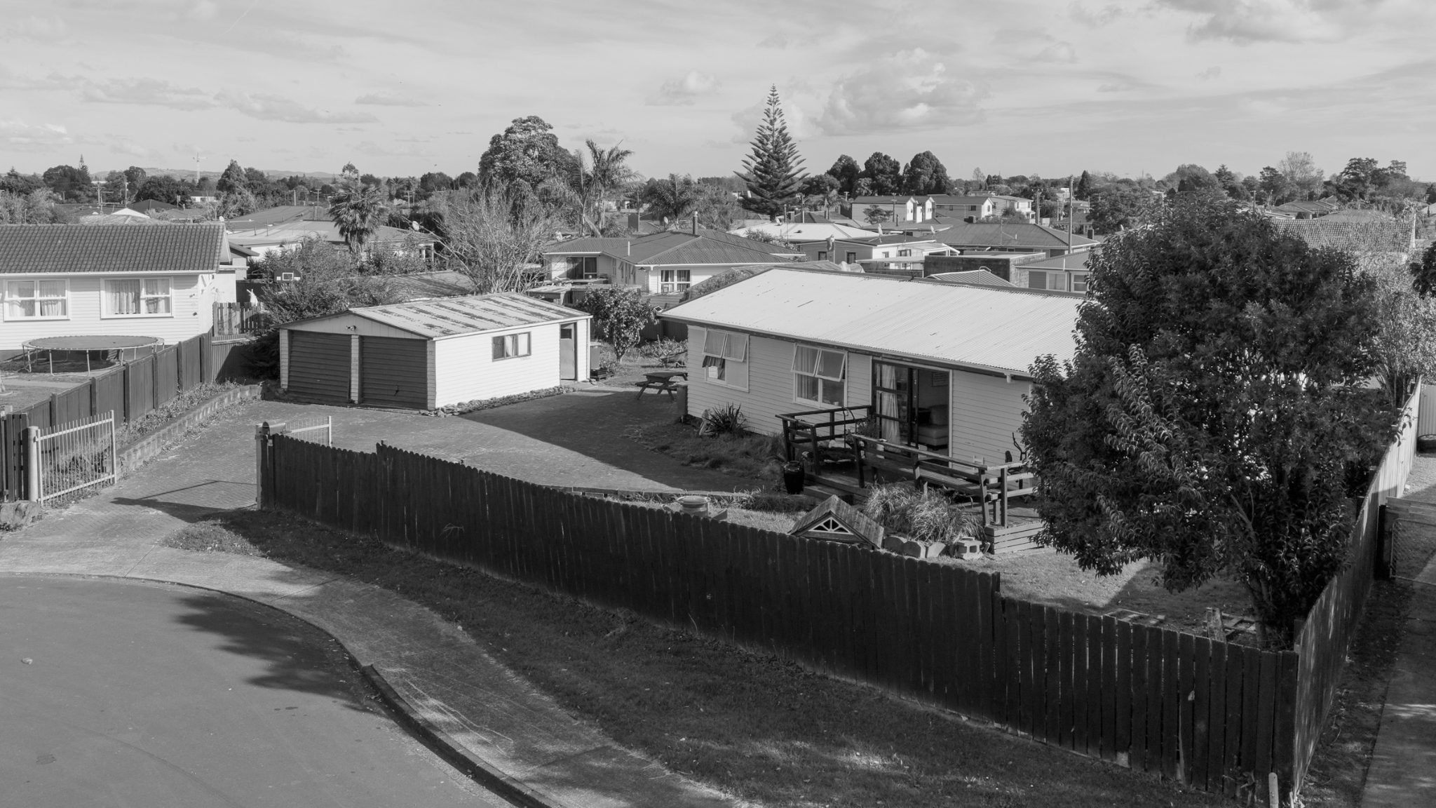 Mortgagee Sale - 21 Winiata Terrace, Papakura image 2