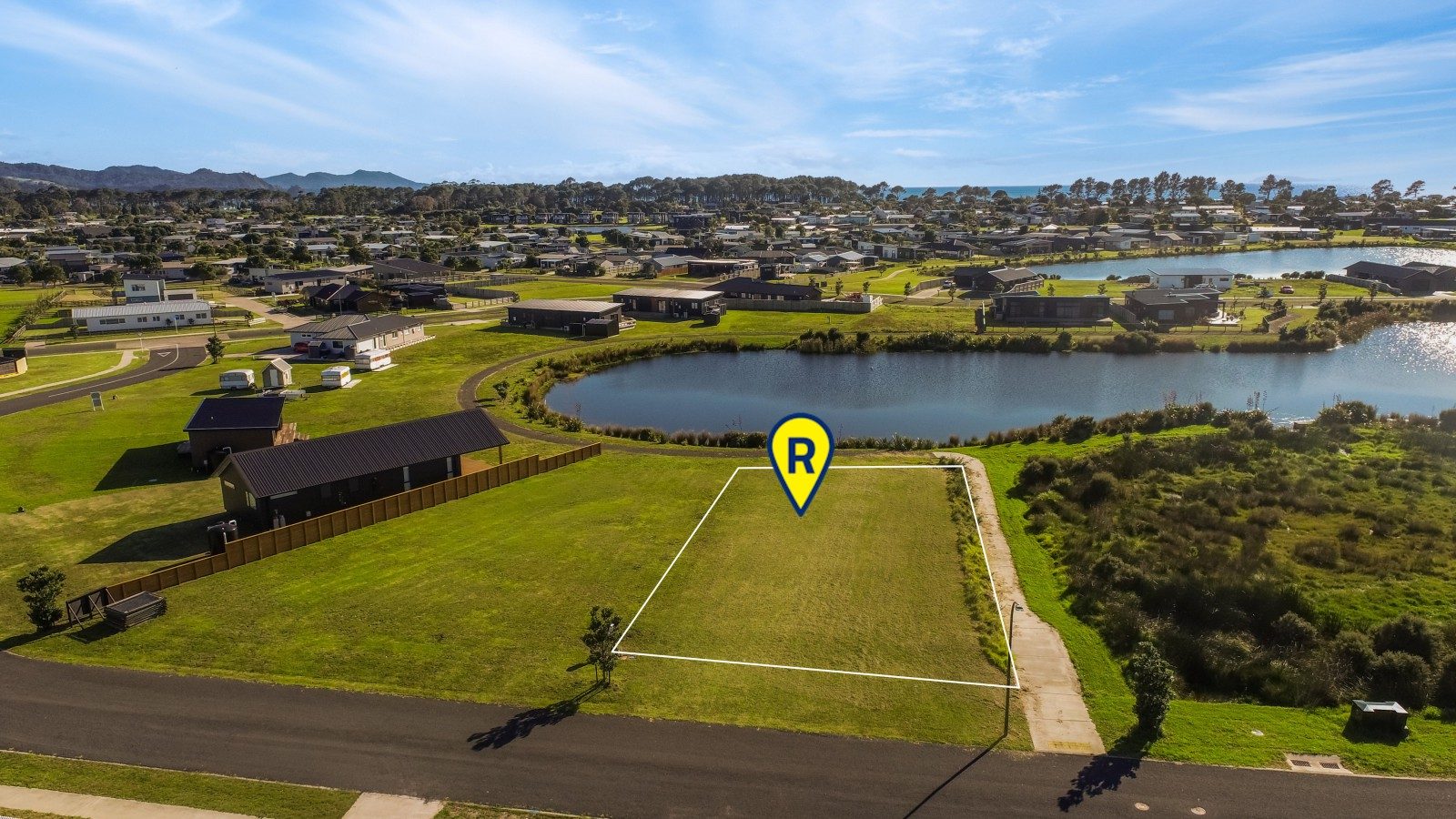 Premium Lake & Reserve Front Opportunity — slide 2