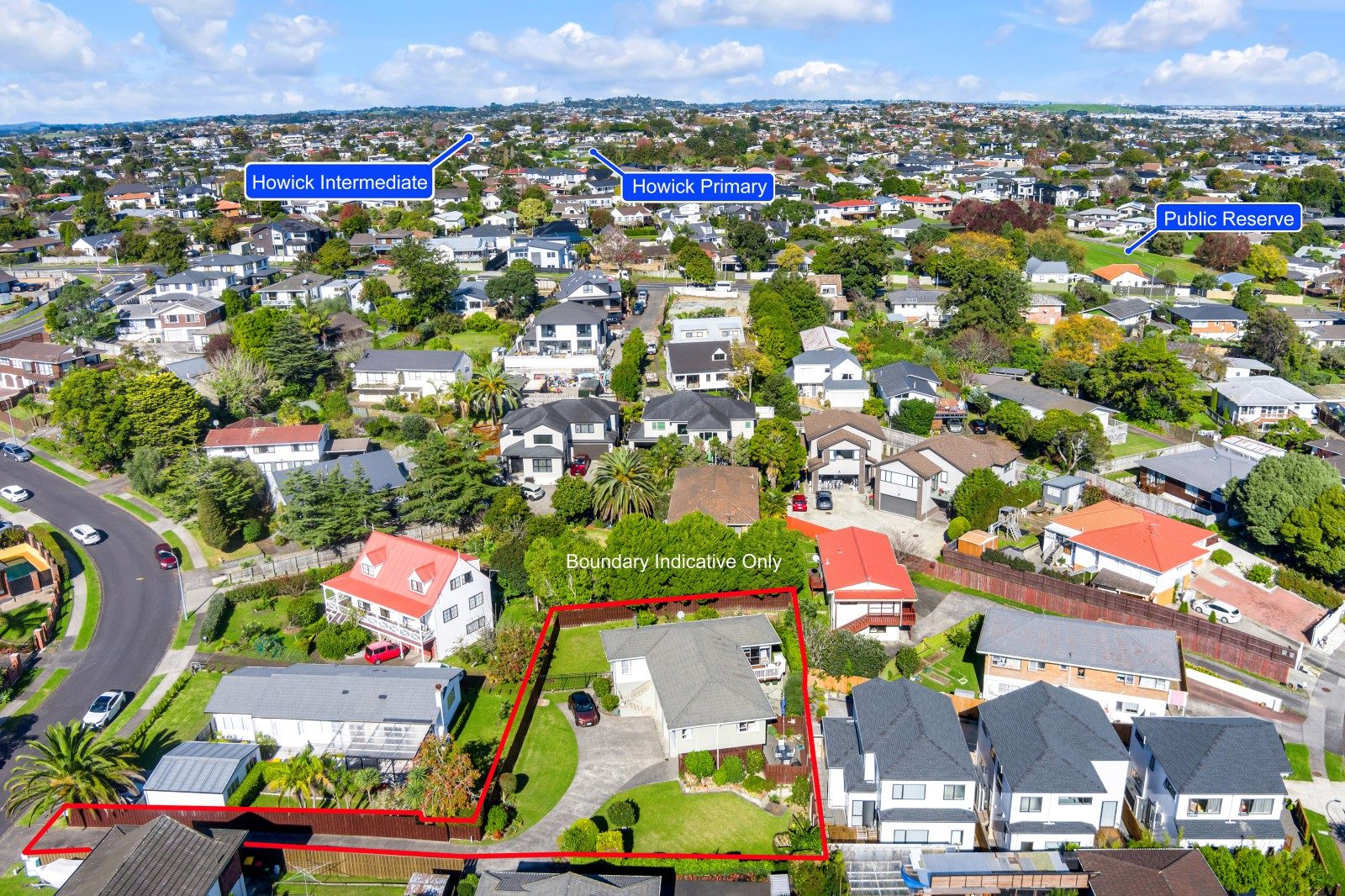 Spacious family home on 829sqm - Macleans zone — slide 23