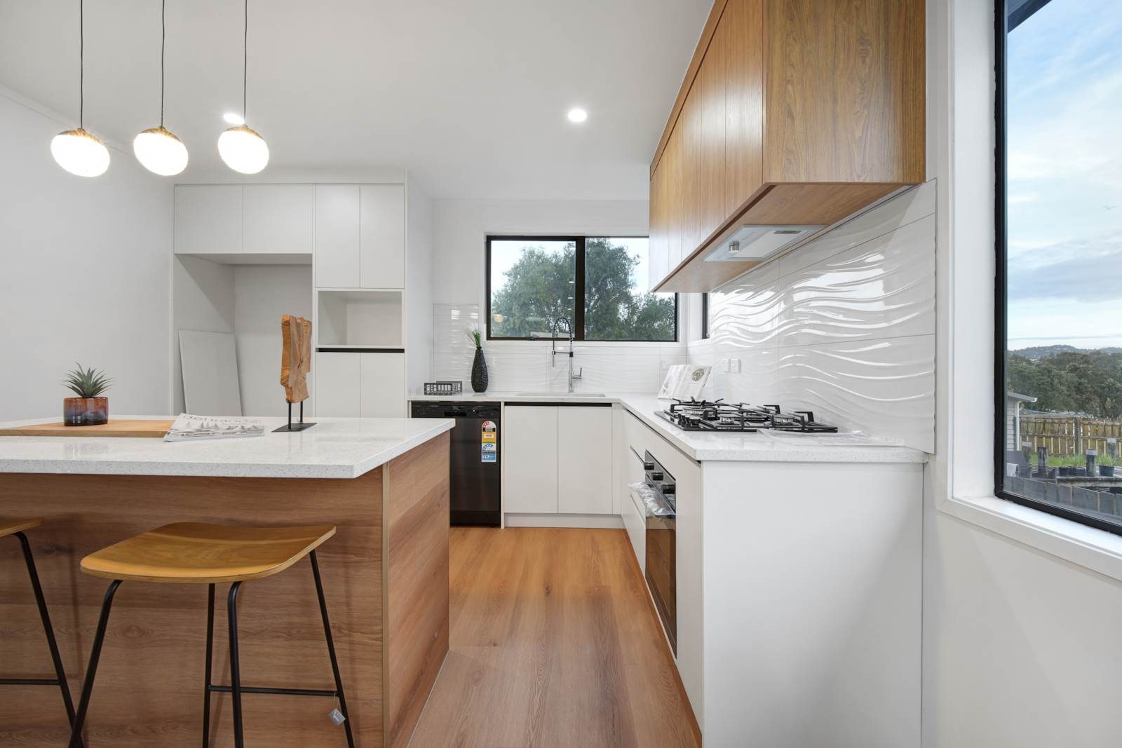 Freehold Renovated Bargain - Be Quick — slide 2