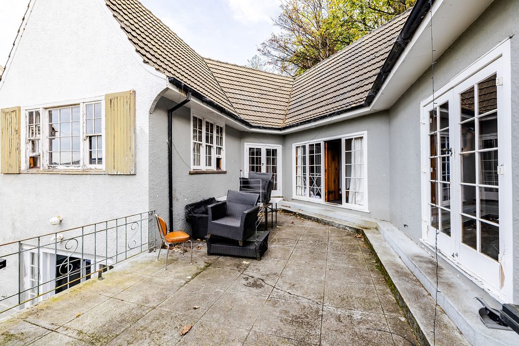 Sought-After Inner-City Location, Strong Returns — slide 2
