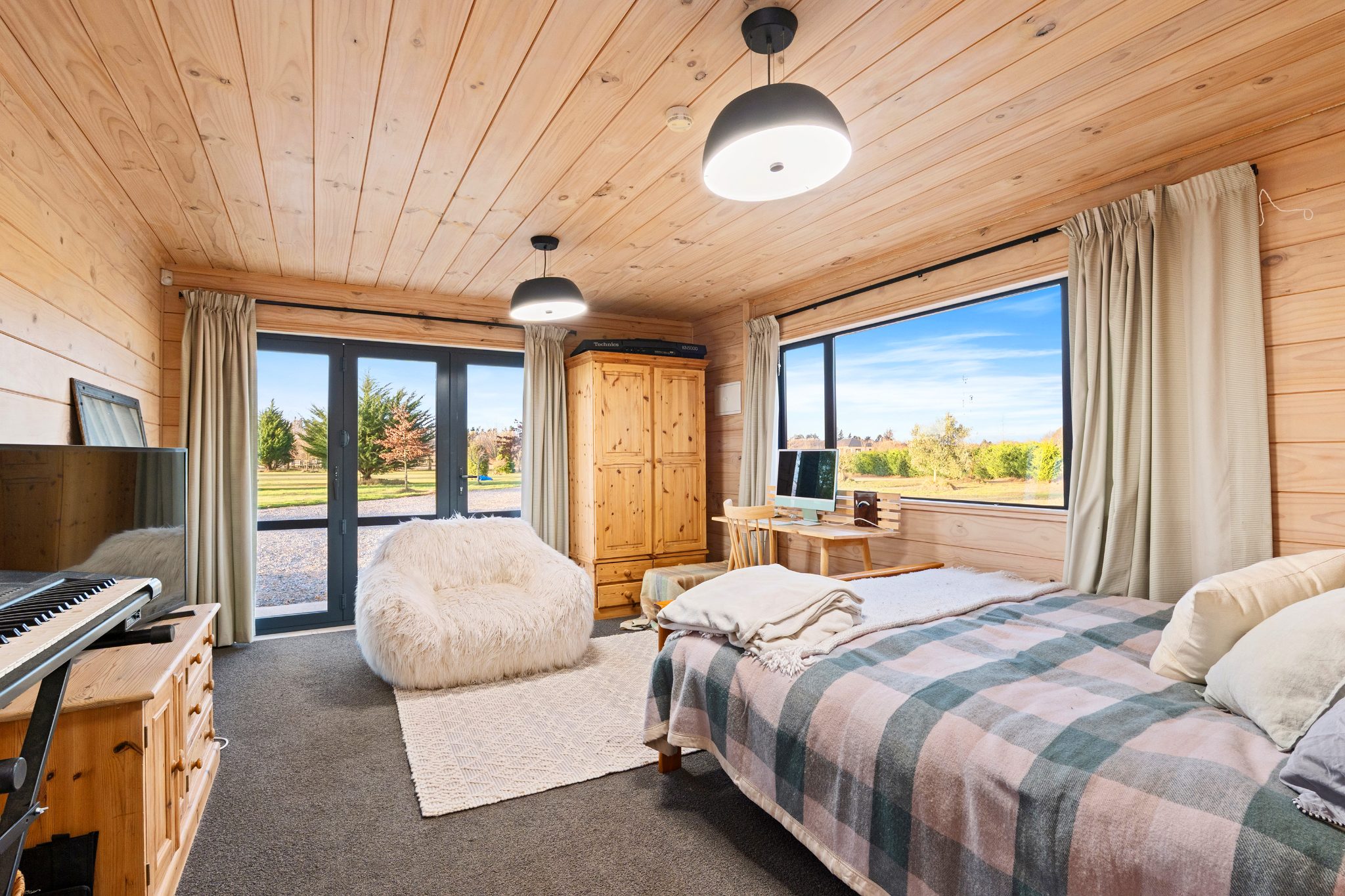 Timber Warmth Meets Country Freedom — slide 17