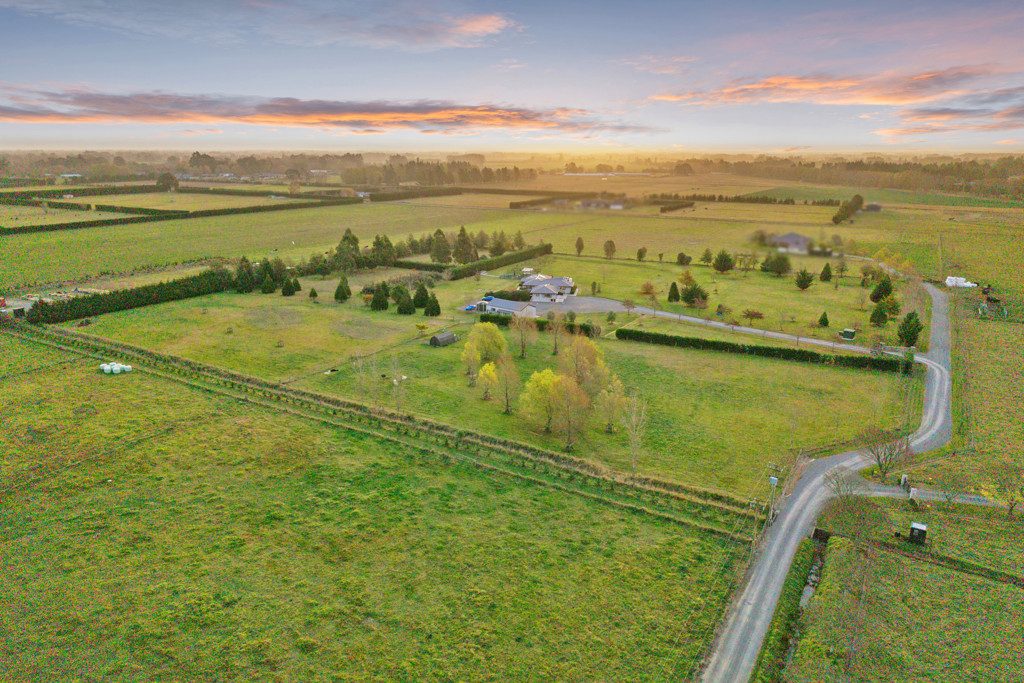 Timber Warmth Meets Country Freedom — slide 29