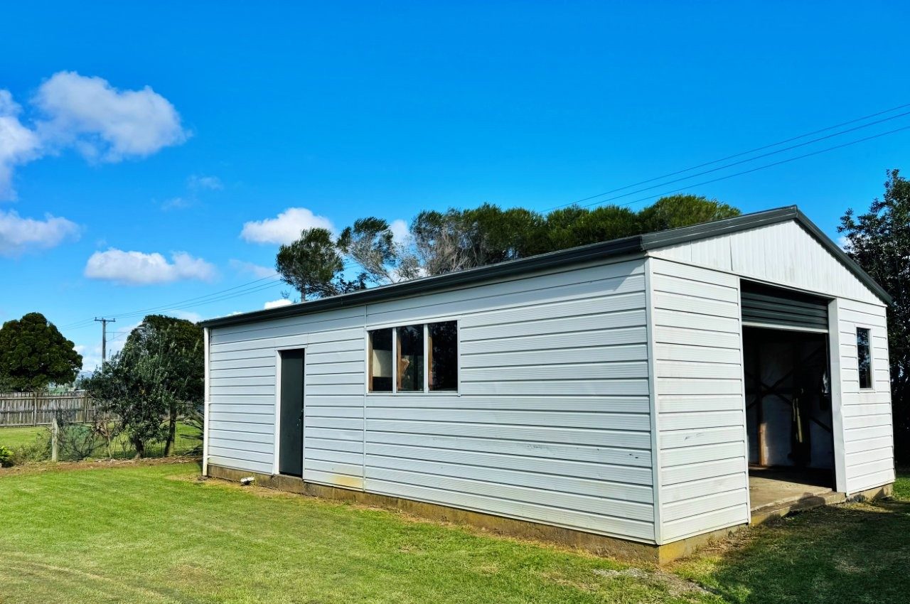TWO TIDY DWELLINGS, FIRST HOME OR BACH — slide 7