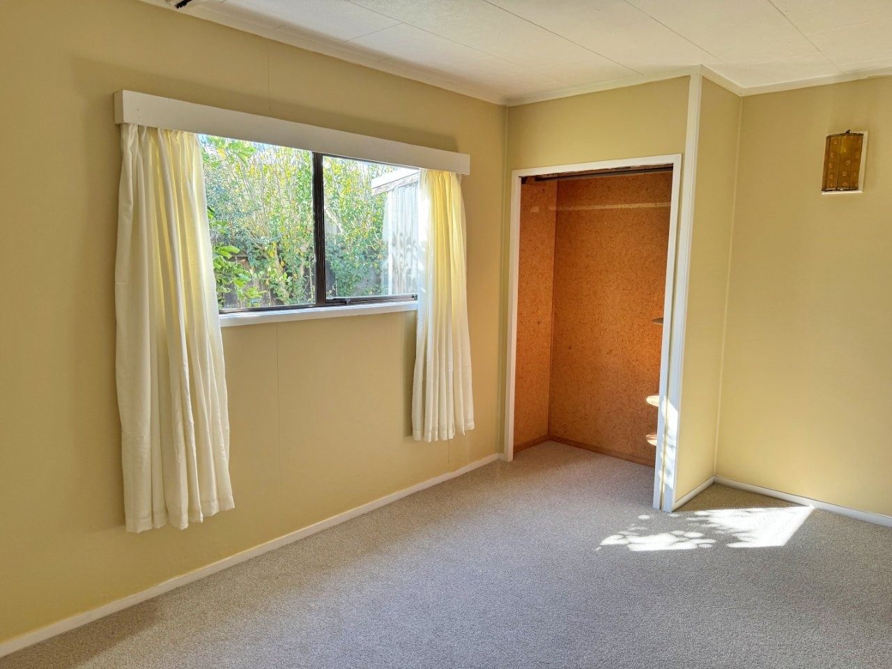 TWO TIDY DWELLINGS, FIRST HOME OR BACH — slide 15