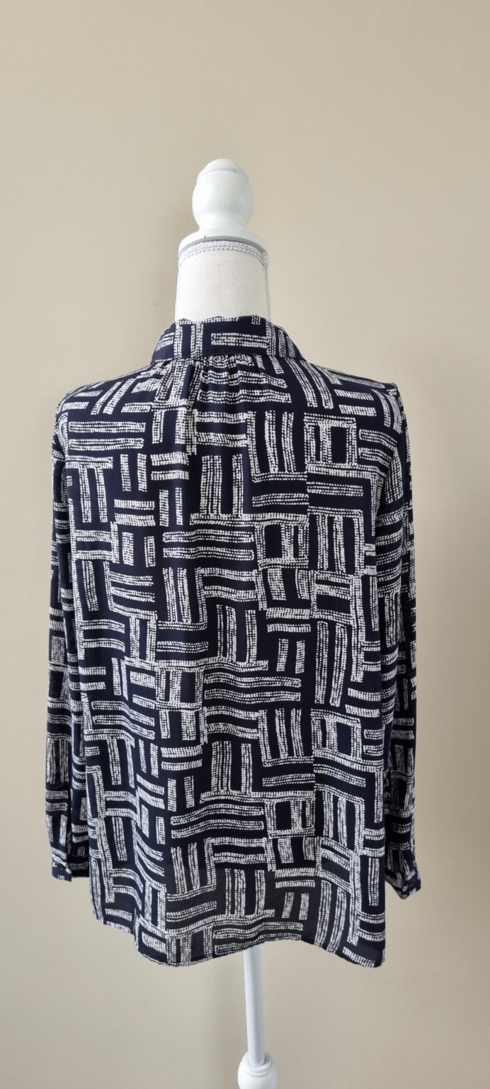 Oliver Black Tunic Shirt size 14, image 3