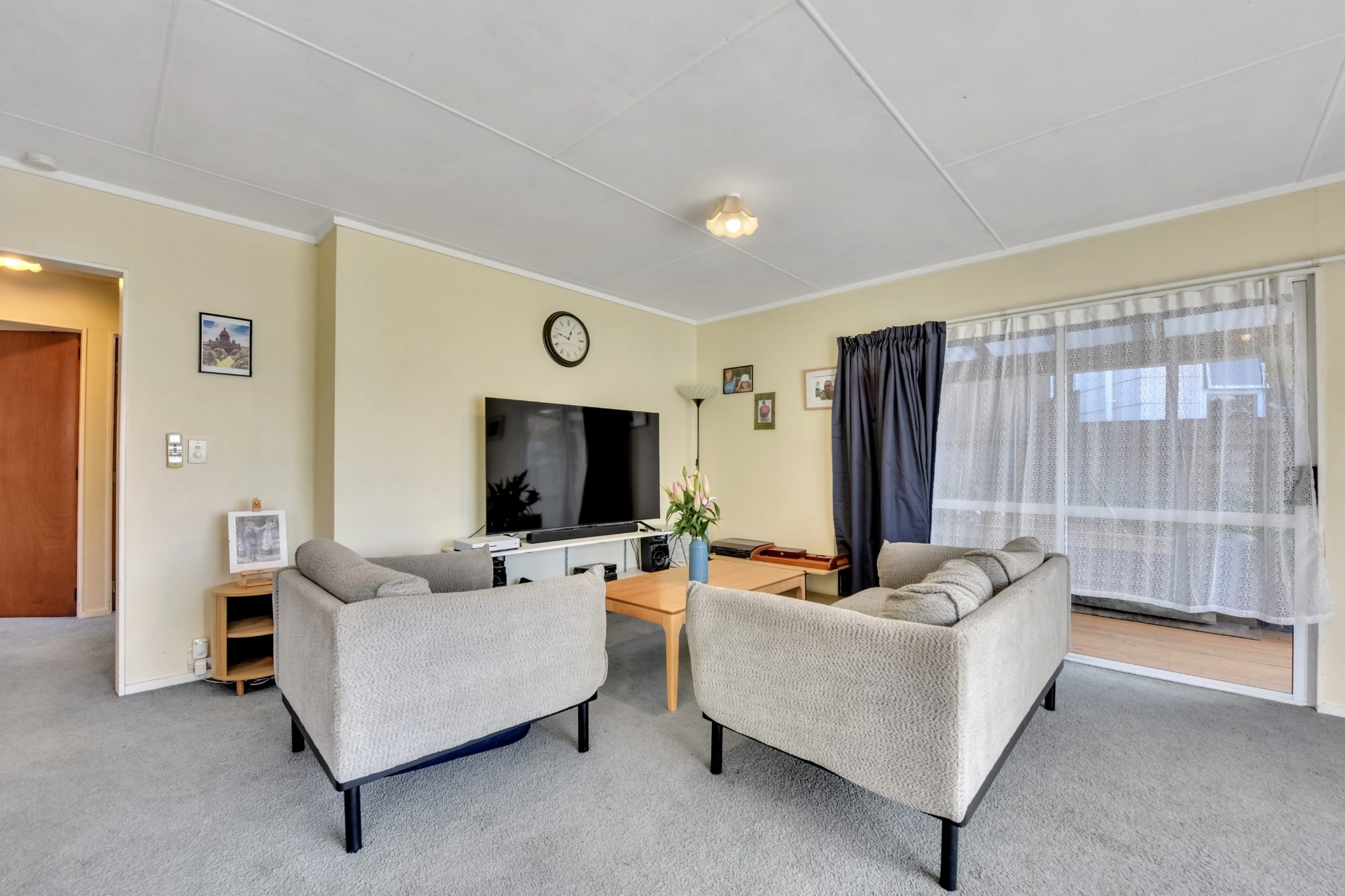 Three Bedrooms! Now priced to SELL! — slide 2
