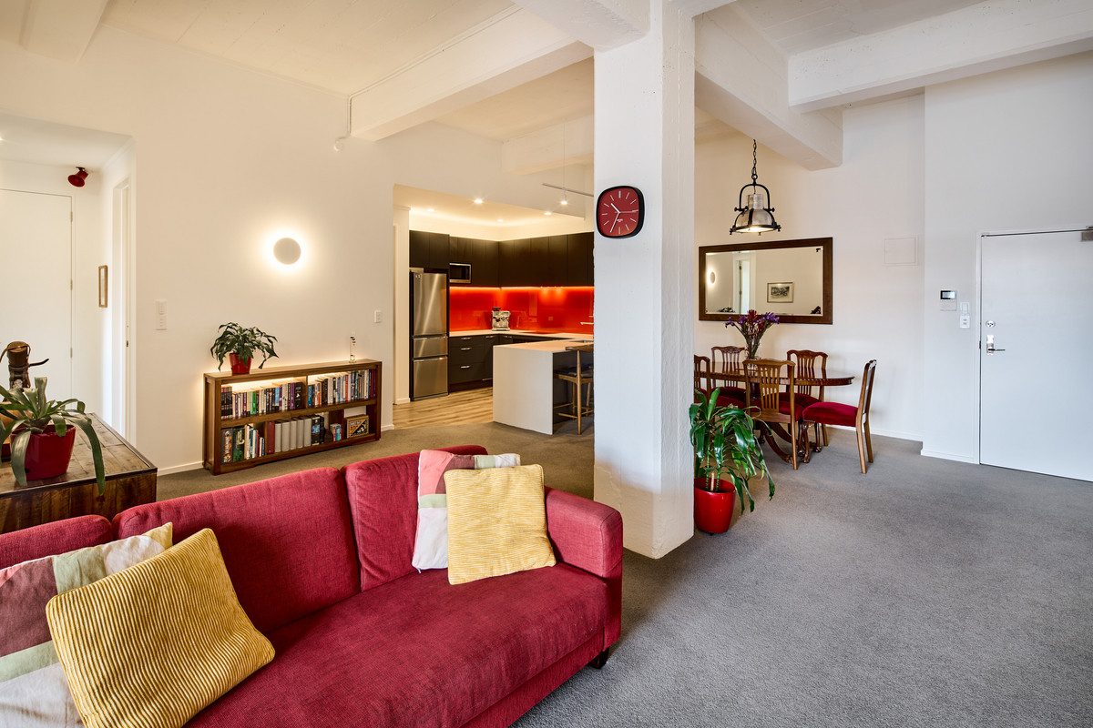 Spacious City Living in Te Aro — slide 2