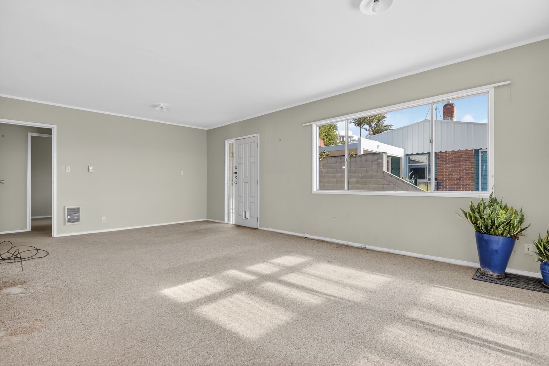 Mission Bay Entry with Renovation Potential — slide 23