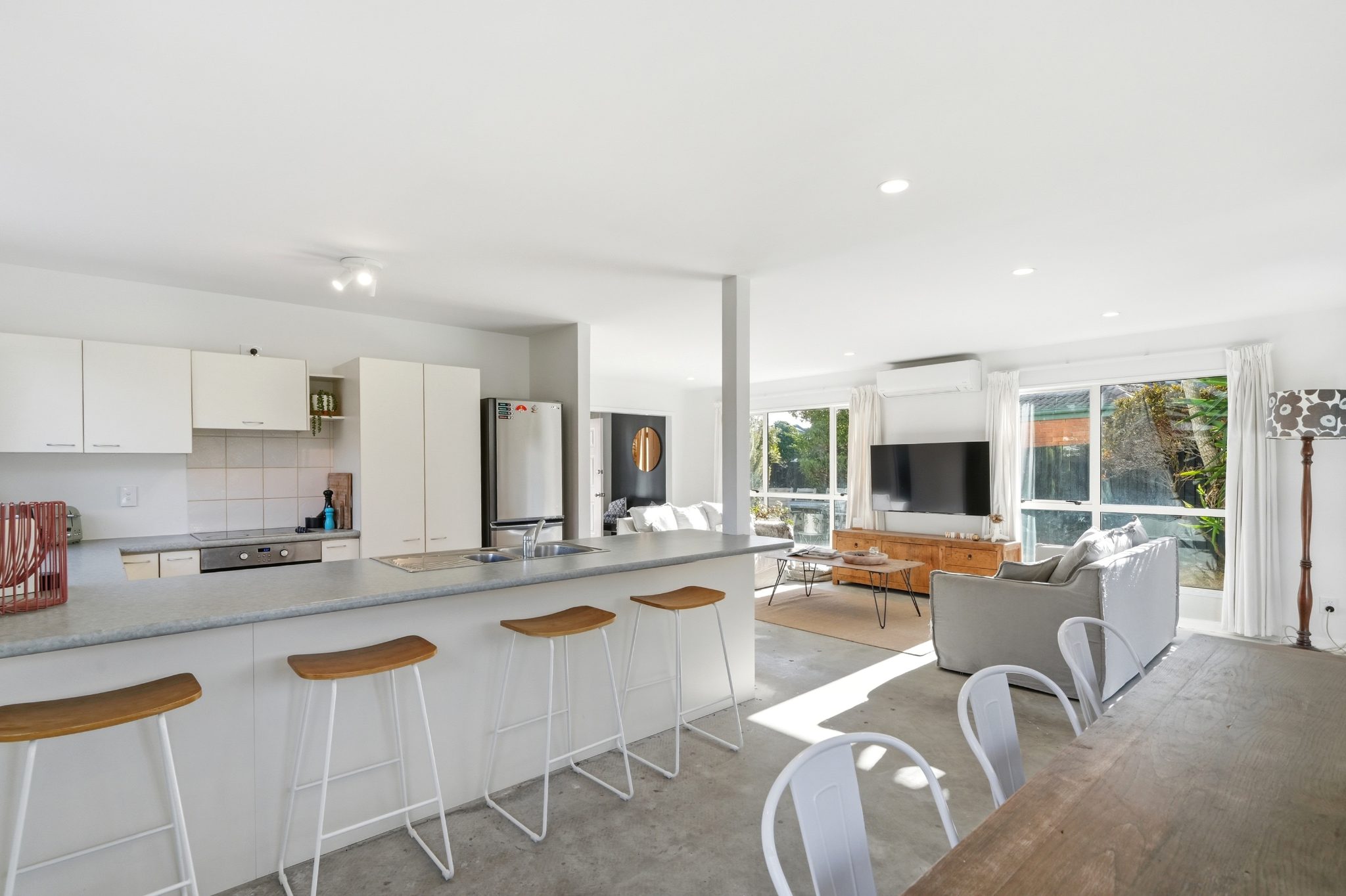 Beachside Family Living with Future Potential! — slide 7