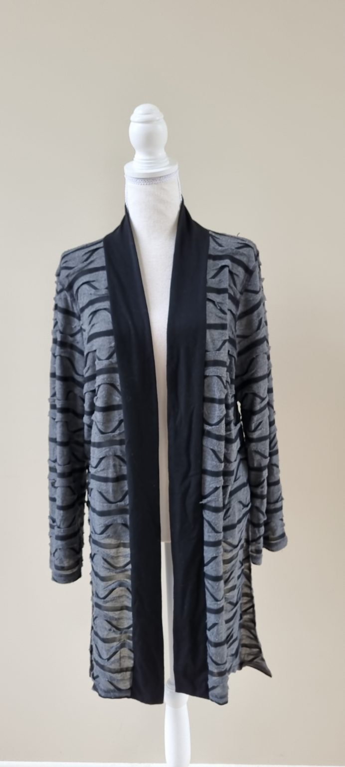TS Taking Shape Cardigan S / 16