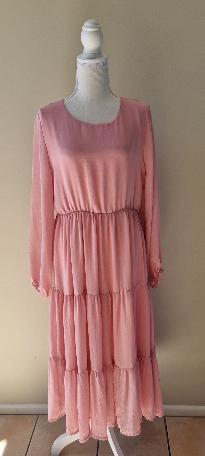 Blank Space Dress Size 12