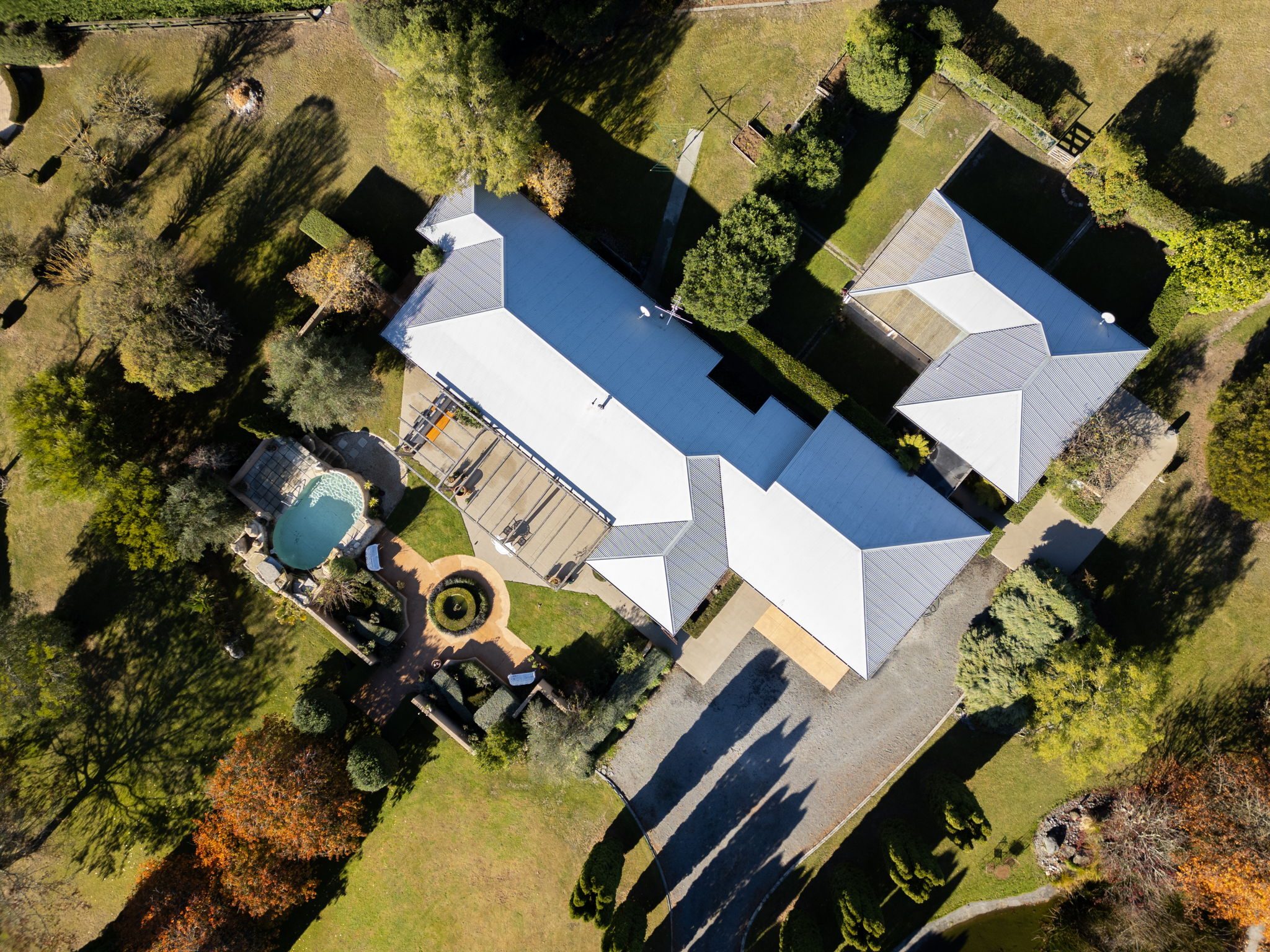 Heavenly home + 2 bedroom cottage & great income. — slide 48