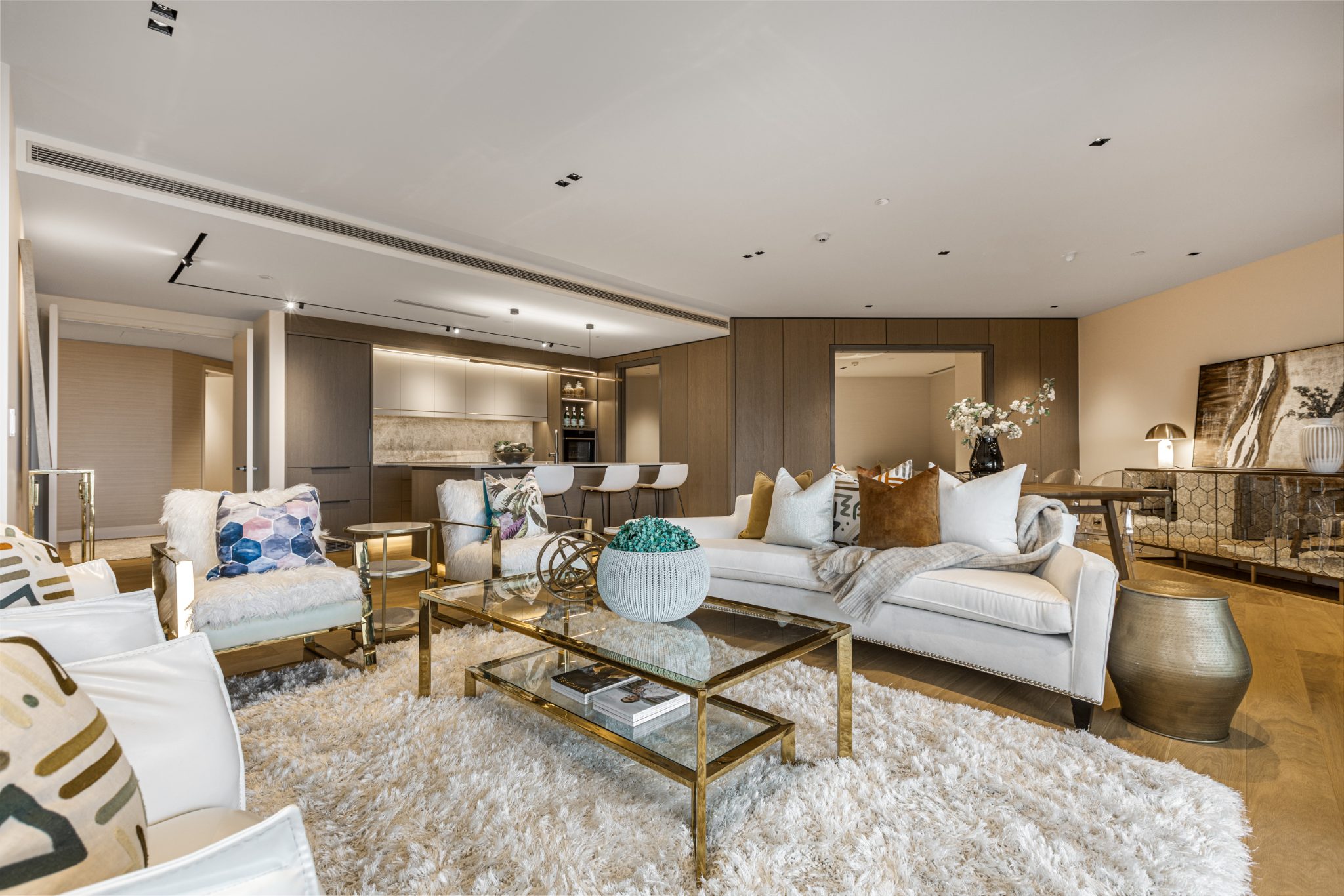 Live the luxe Remuera lifestyle — slide 2