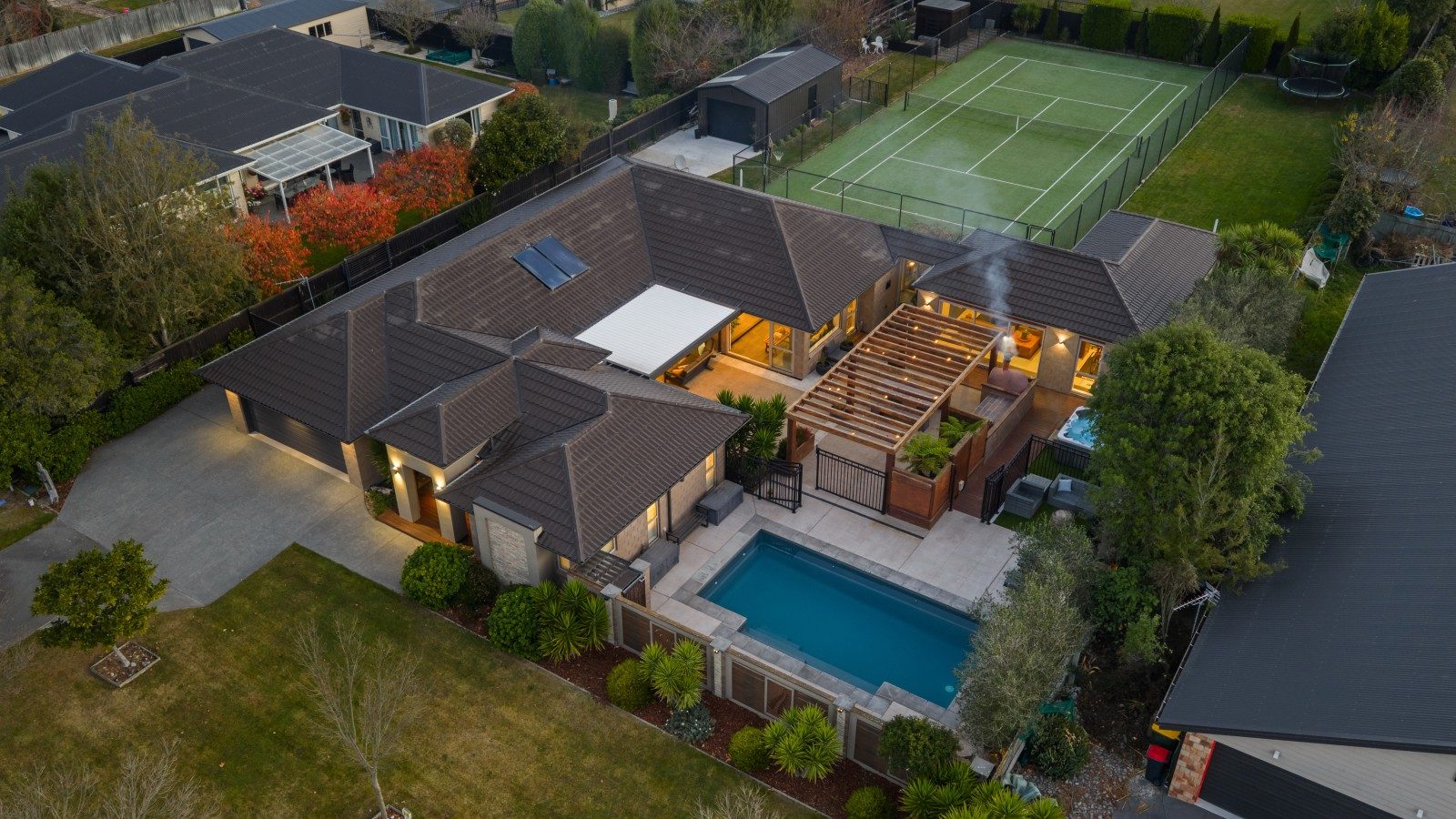 Resort style luxury, unrivalled family living — slide 47
