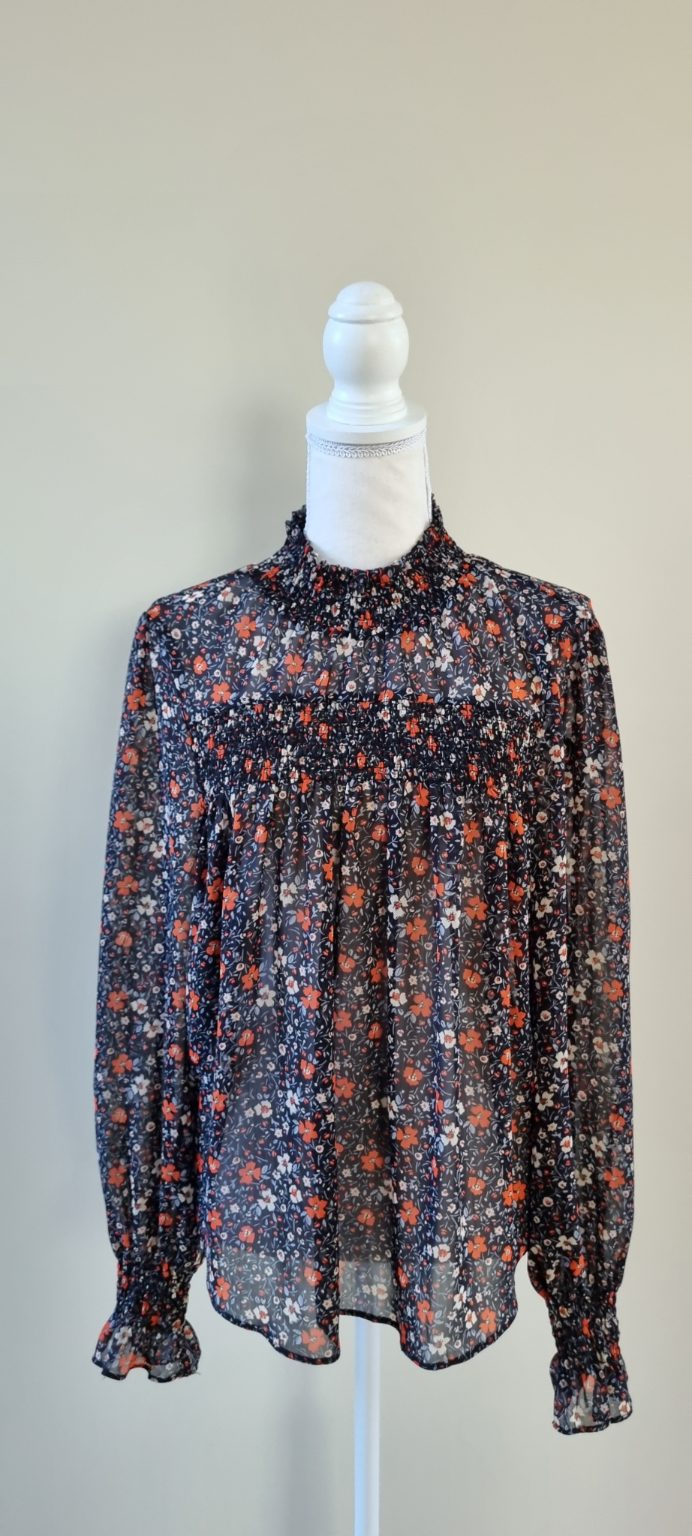 Whistle Top size 14