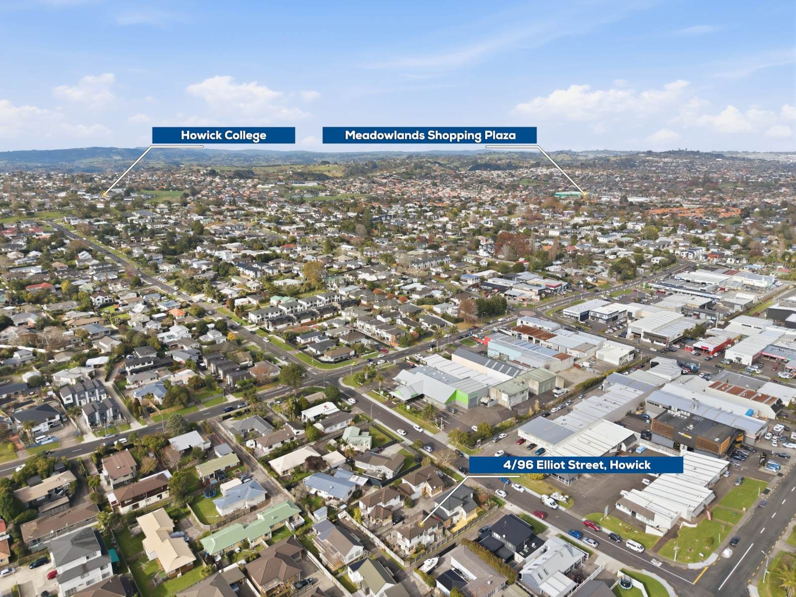 Sun Filled Family Living in Prime Howick Position — slide 24