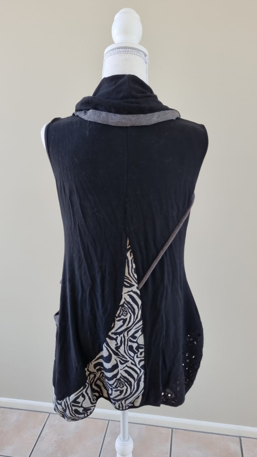 Holmes and Fallon Tunic size M, image 3