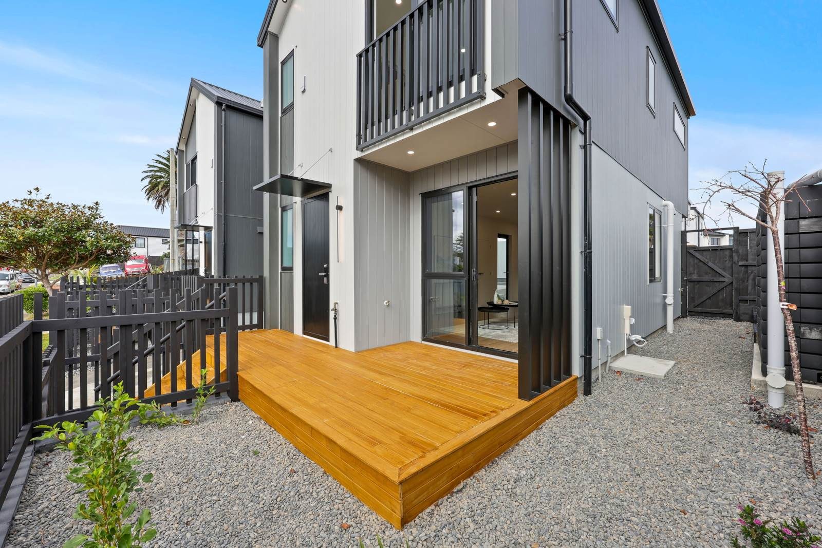 Most affordable Brand New Close to Middlemore ... — slide 2