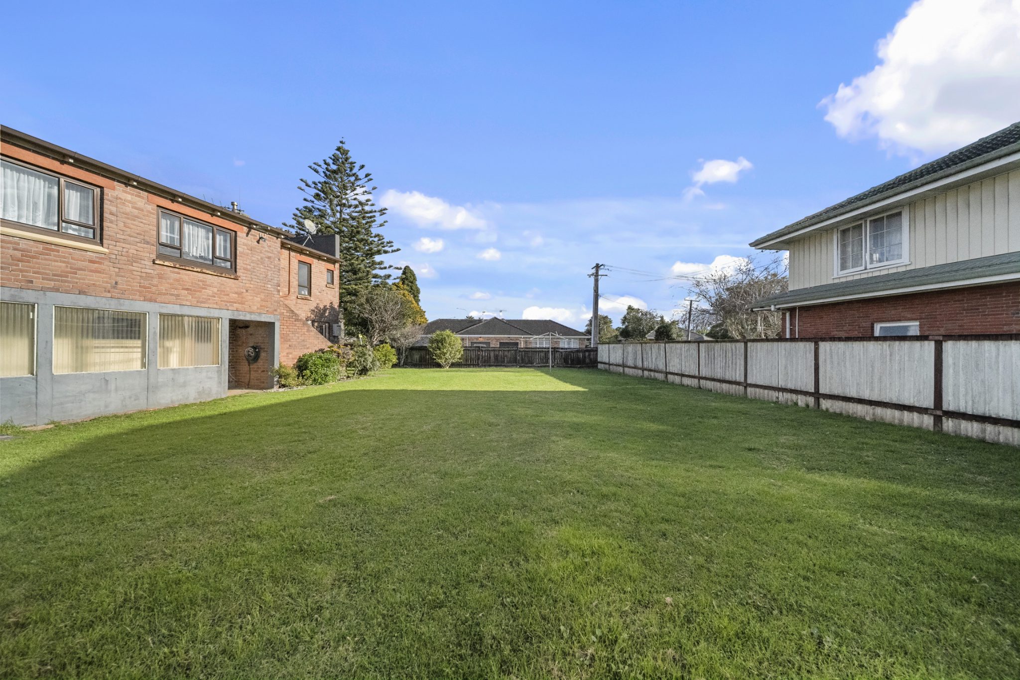 3 Bed + 3 Utility - Renovate Or Demolish — slide 20