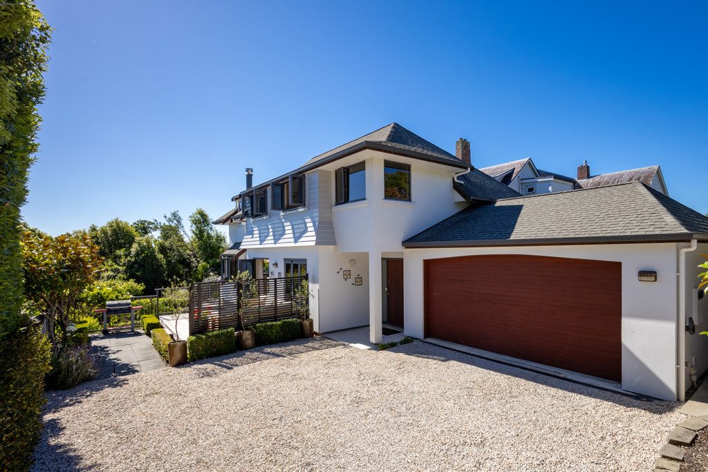 Classic elegance meets modern convenience! — slide 2