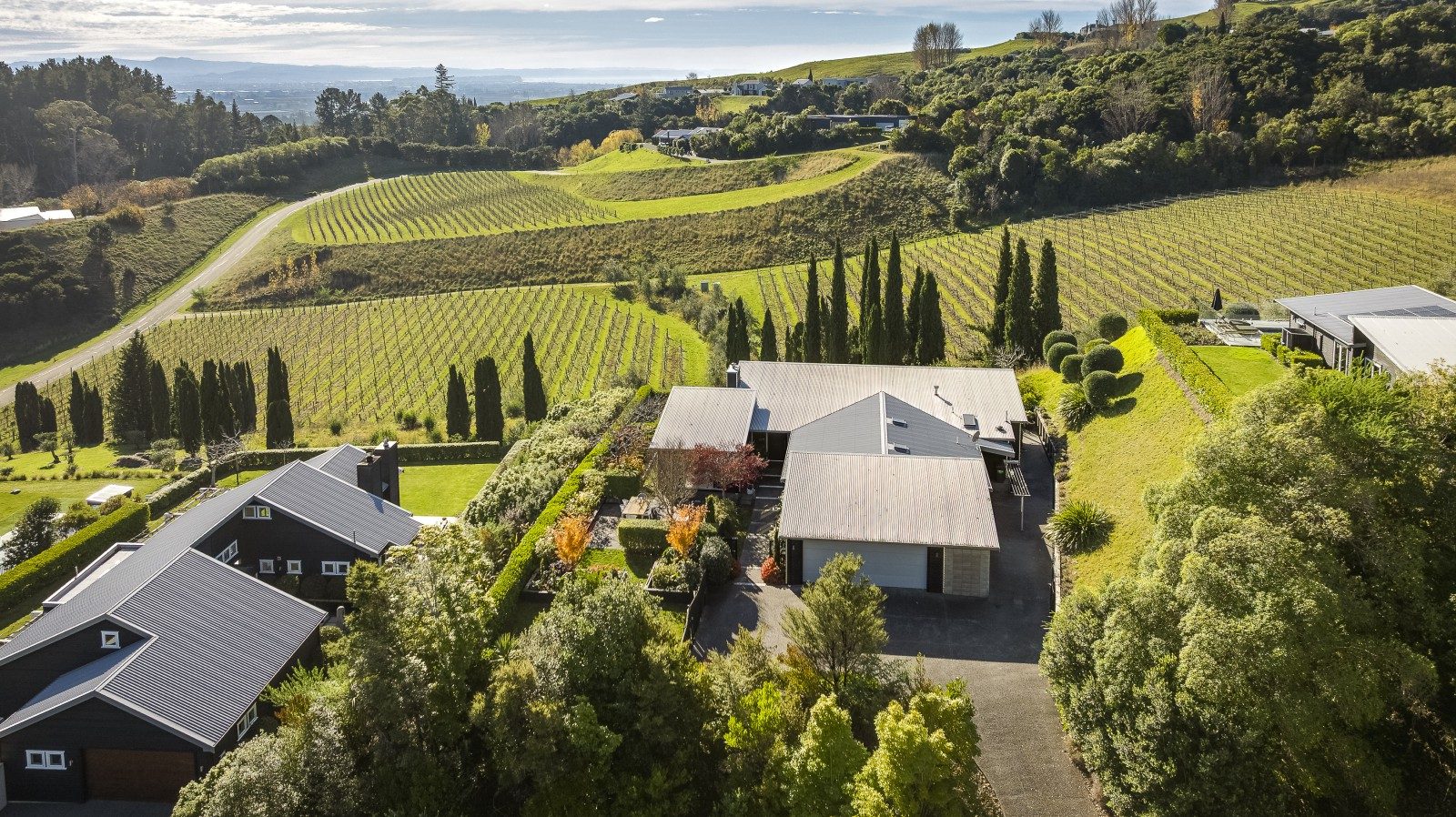 Elevated retreat in the Black Barn estate — slide 24