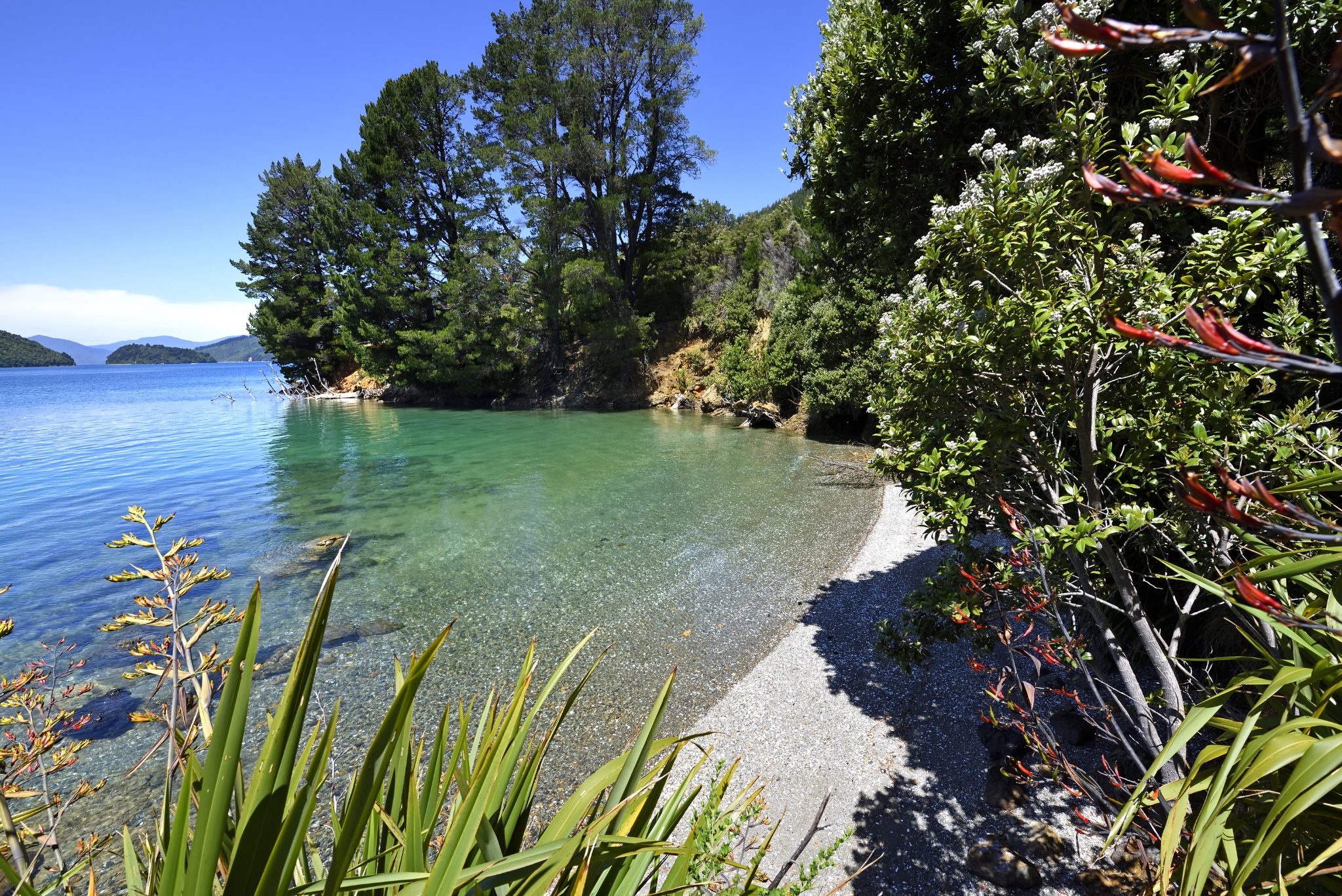 Elevated Waterfront Living. Views Beyond Compare — slide 34
