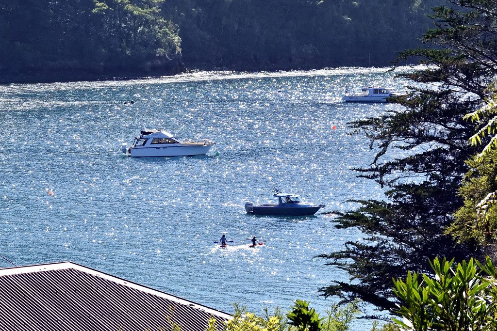Carefully Designed Coastal Retreat in Penzance Bay — slide 2